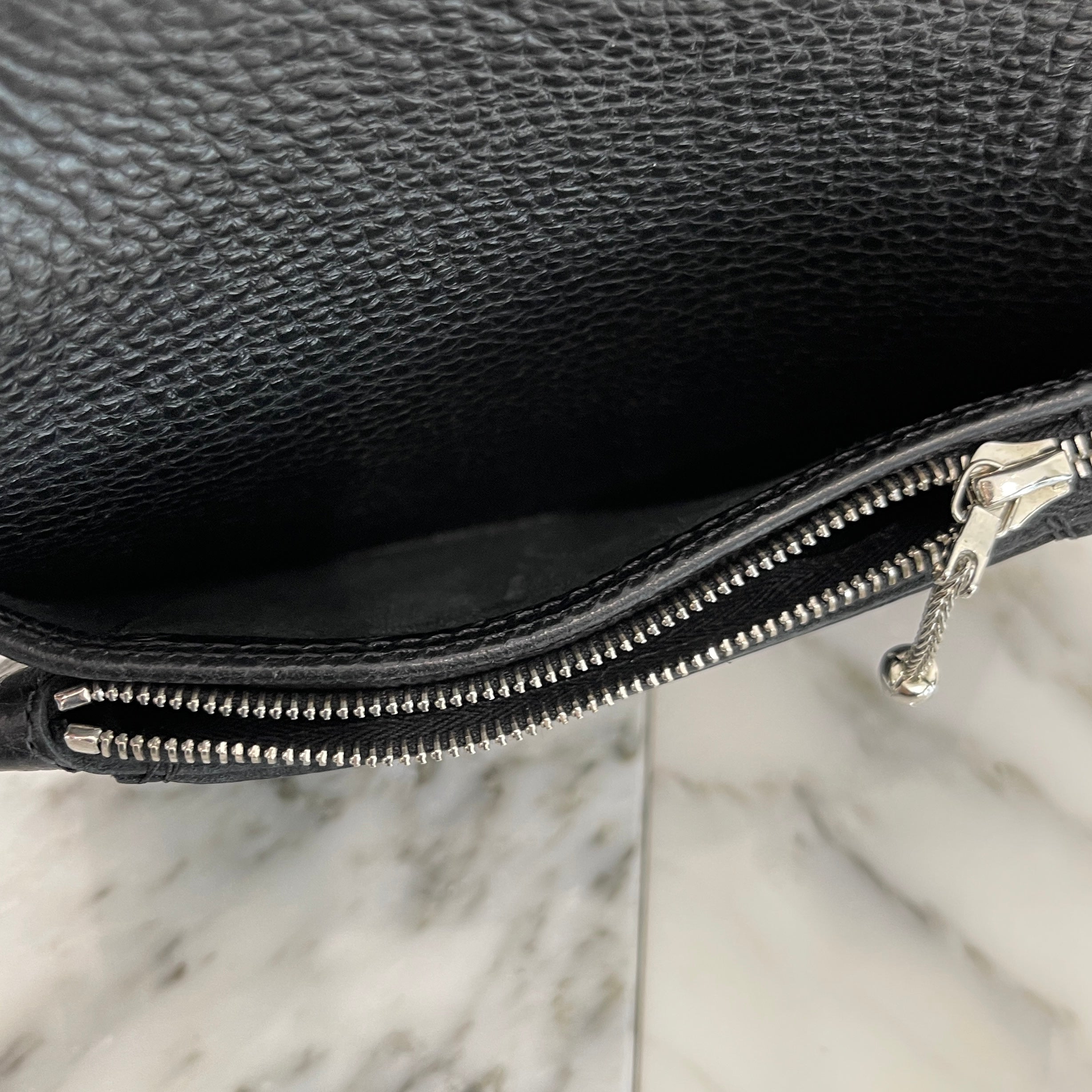 CHROME HEARTS 1 Zip Cross Patch Heavy Leather Wallet クロムハーツ
