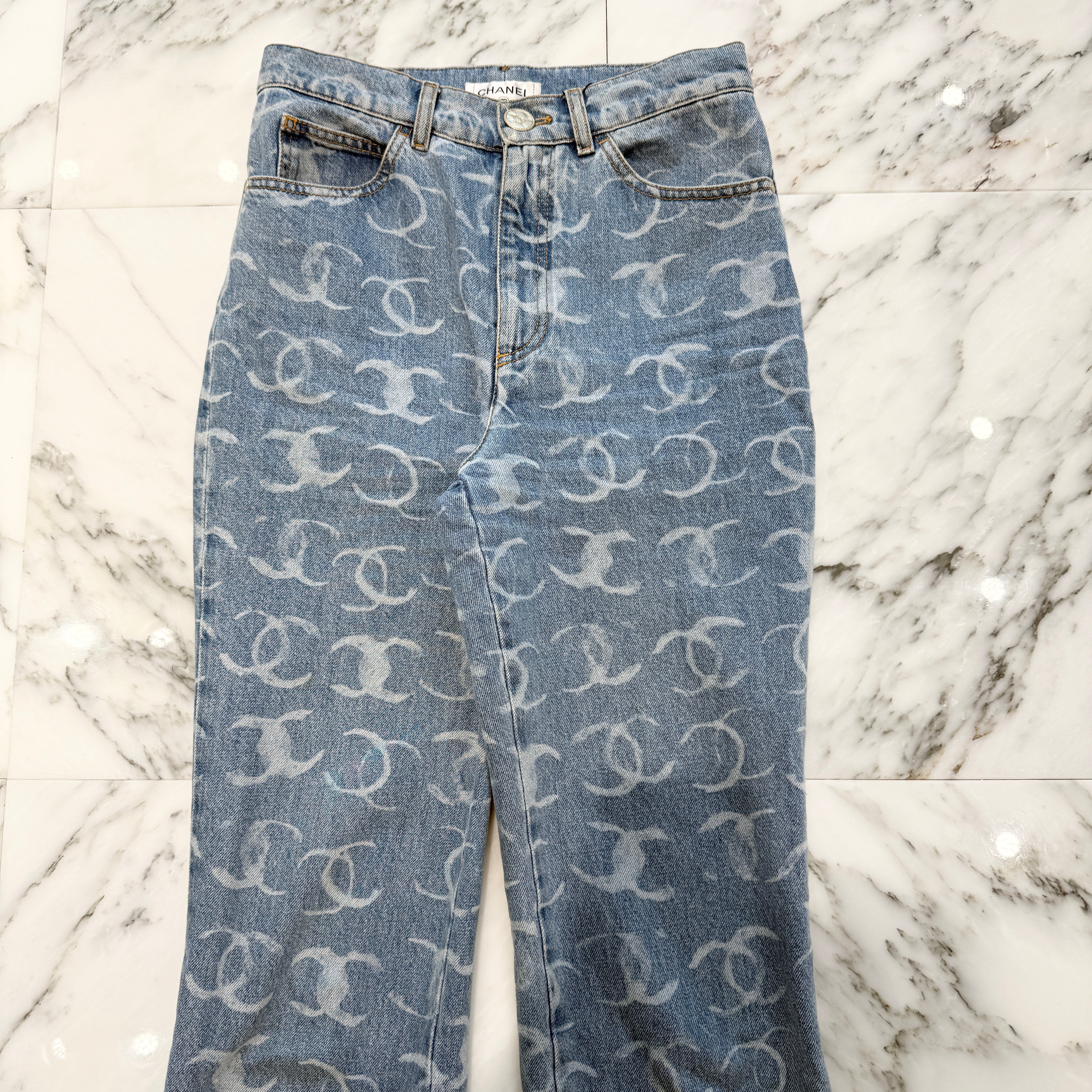 CHANEL 2023AW Coco Mark Print Flare Cut Denim Pants P75555V67154