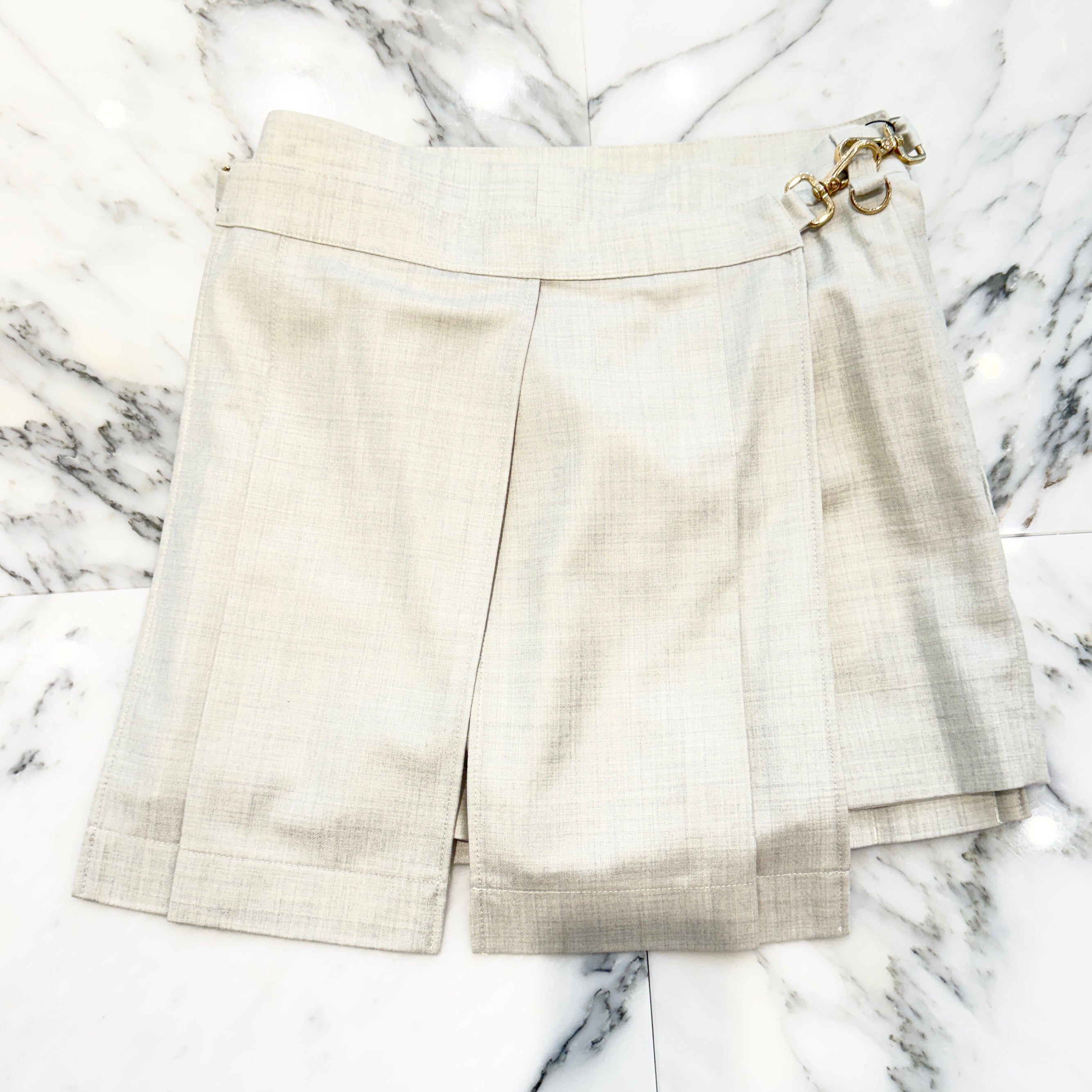 FENDI 2023AW High Waist Slim Fit Shorts FR6533 AM3N Size 4 フェンディ ハイウェスト スリムフィット ショーツ サイズ4