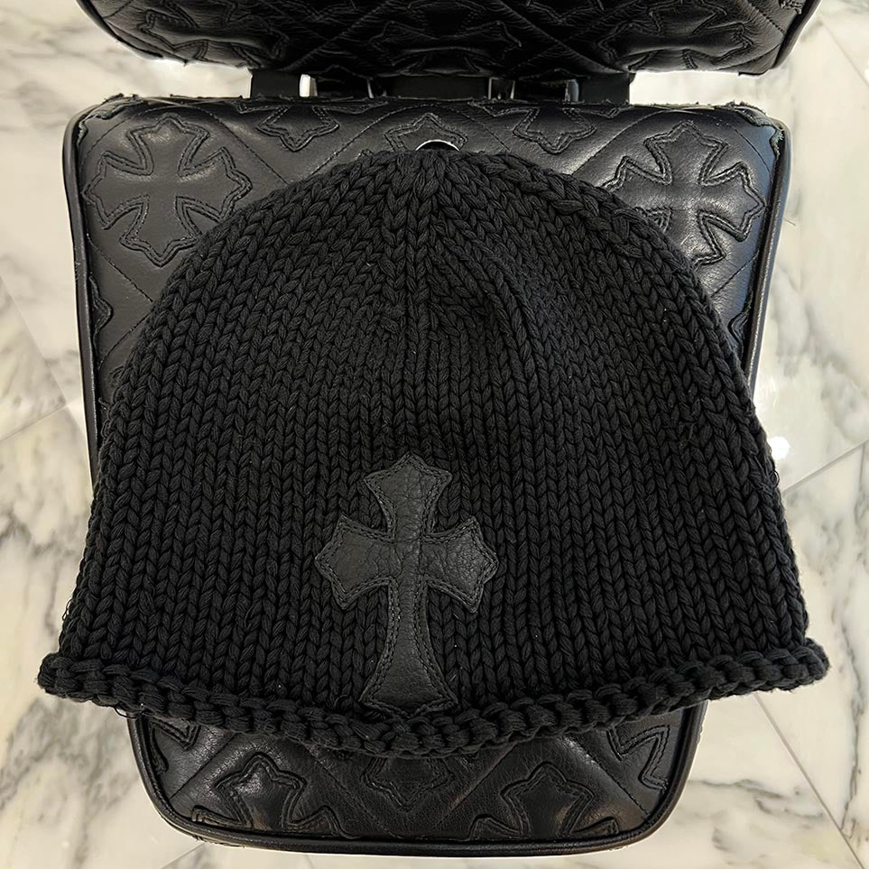 【希少】クロムハーツ レザークロスパッチ カシミヤ ビーニー CHROME HEARTS(クロムハーツ) Cashmere Leather knit beanie カシミヤ