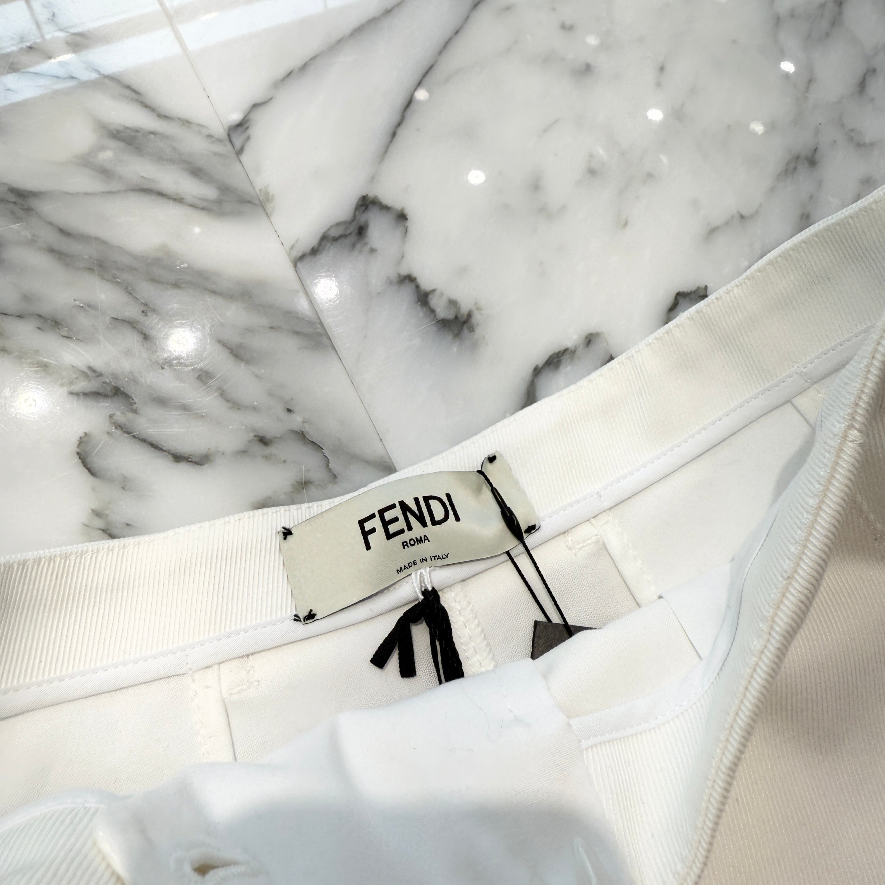 FENDI 2023AW FD Gold Emblem Cotton Pantalon Shorts FLP766 AK6E Size 38 フェンディ FDゴールドエンブレム コットン パンタロンショーツ サイズ38