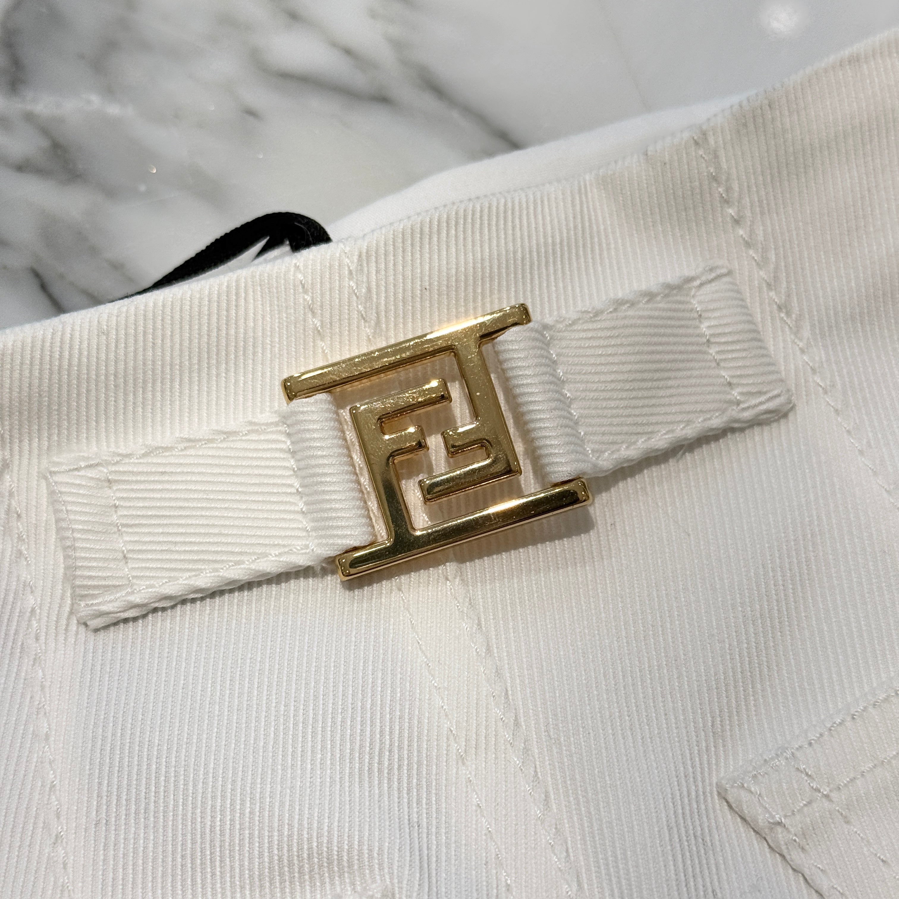 FENDI 2023AW FD Gold Emblem Cotton Pantalon Shorts FLP766 AK6E Size 38 フェンディ FDゴールドエンブレム コットン パンタロンショーツ サイズ38