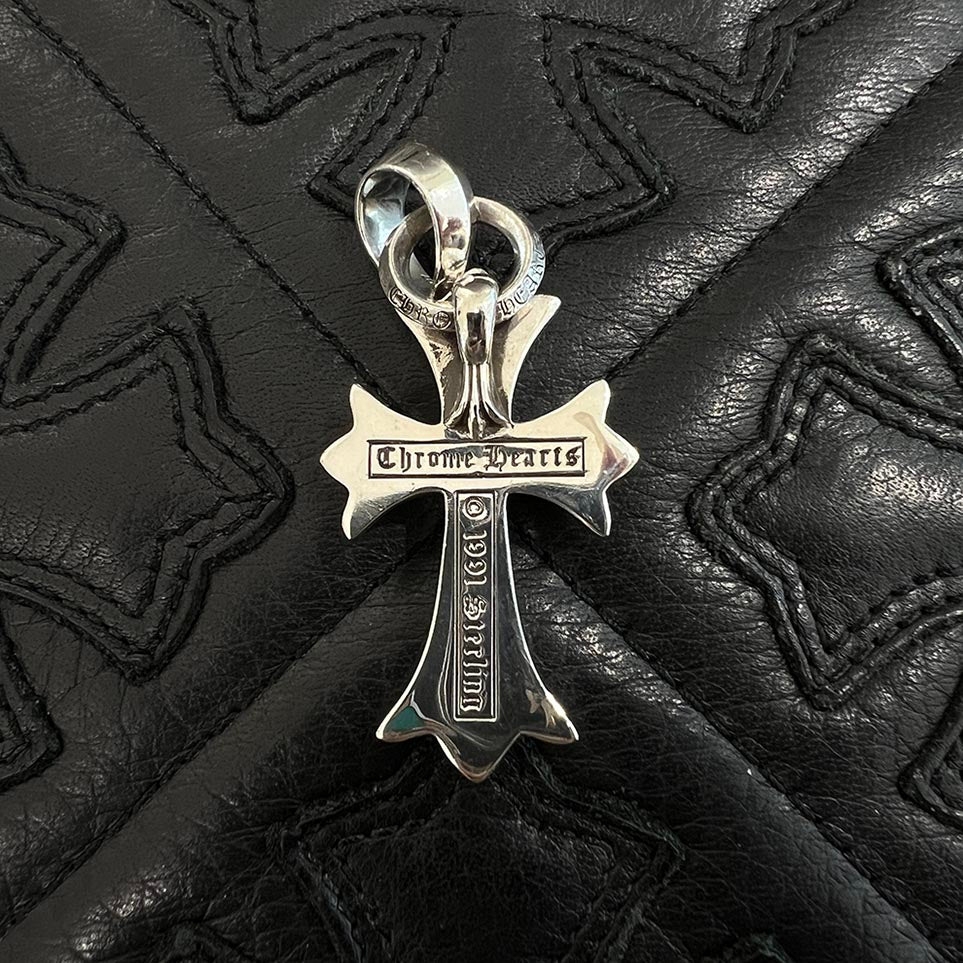 CHROME HEARTS Small CH Cross Pendant With Bail クロムハーツ スモール CHクロス ペンダント ウィズ ベイル シルバー925