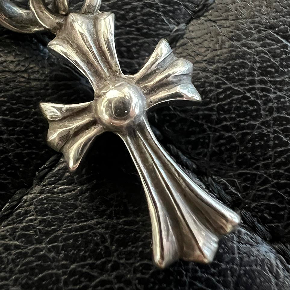 CHROME HEARTS Baby Fat Cross Earring クロムハーツ ベイビーファット