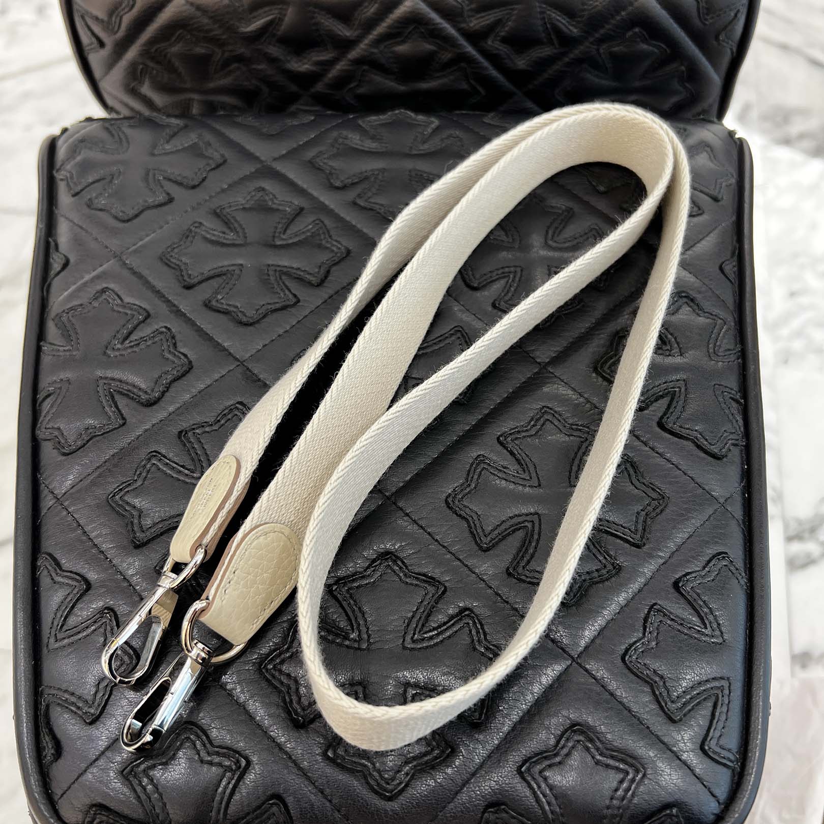 HERMES Evelyn Amazon TPM "Craie" K刻印 エルメス エブリン アマゾン TPM "クレ" レザーショルダーバッグ K刻印