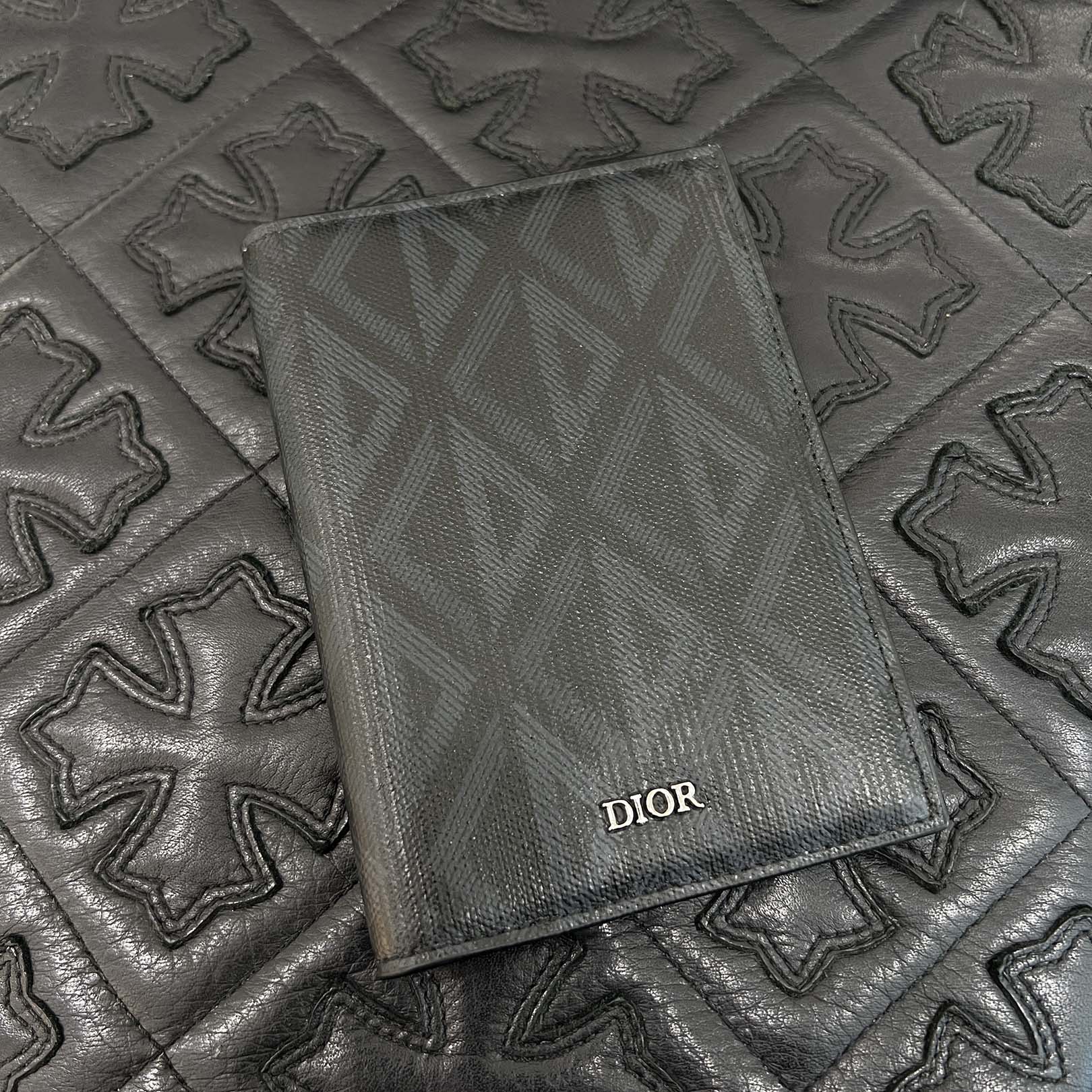 Dior モノグラム レザーケース DIOR | 【コインケース付き】2つ折りウォレット ディオール