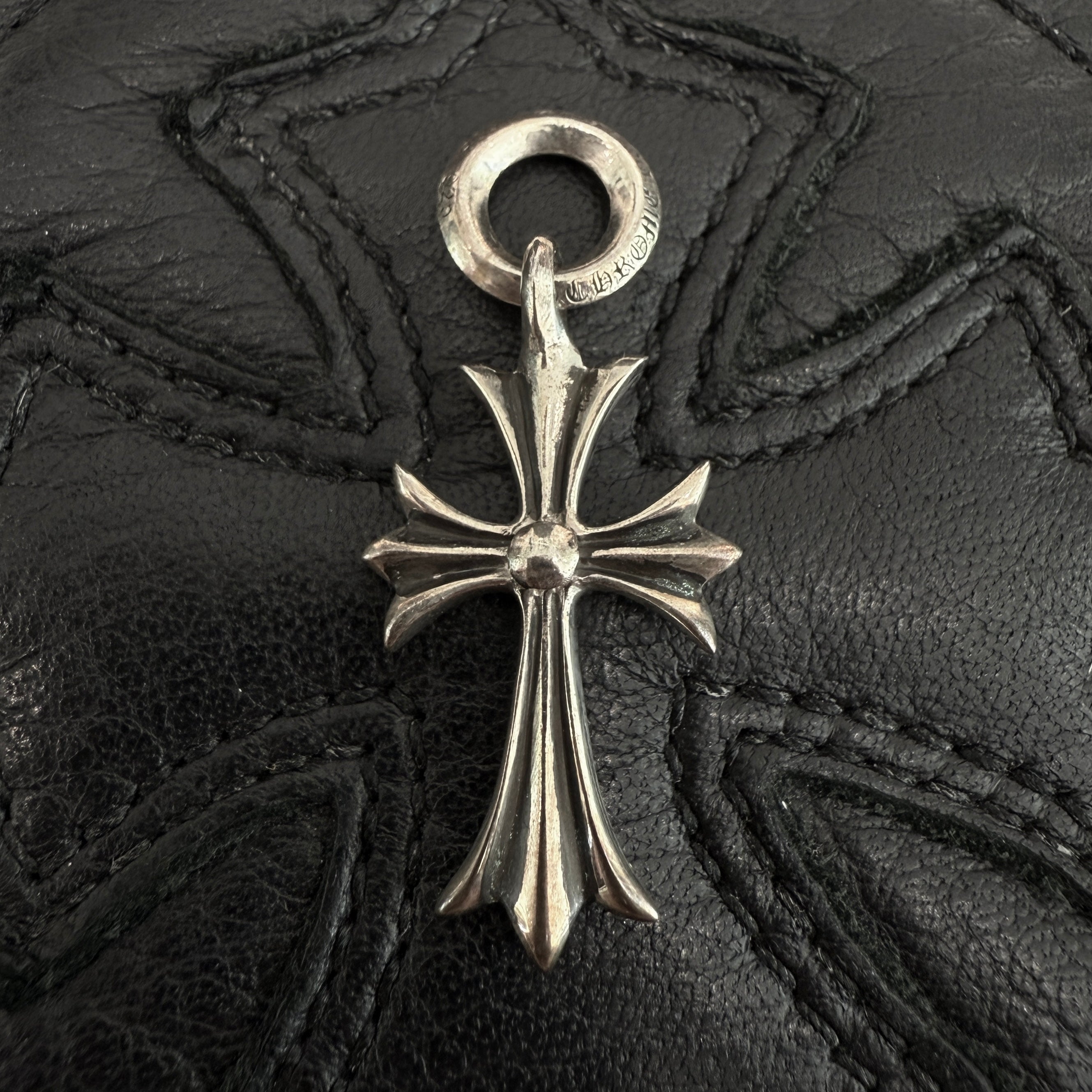 CHROME HEARTS Tiny Cross Charm Pendant Top クロムハーツ タイニークロス チャーム ペンダントトップ