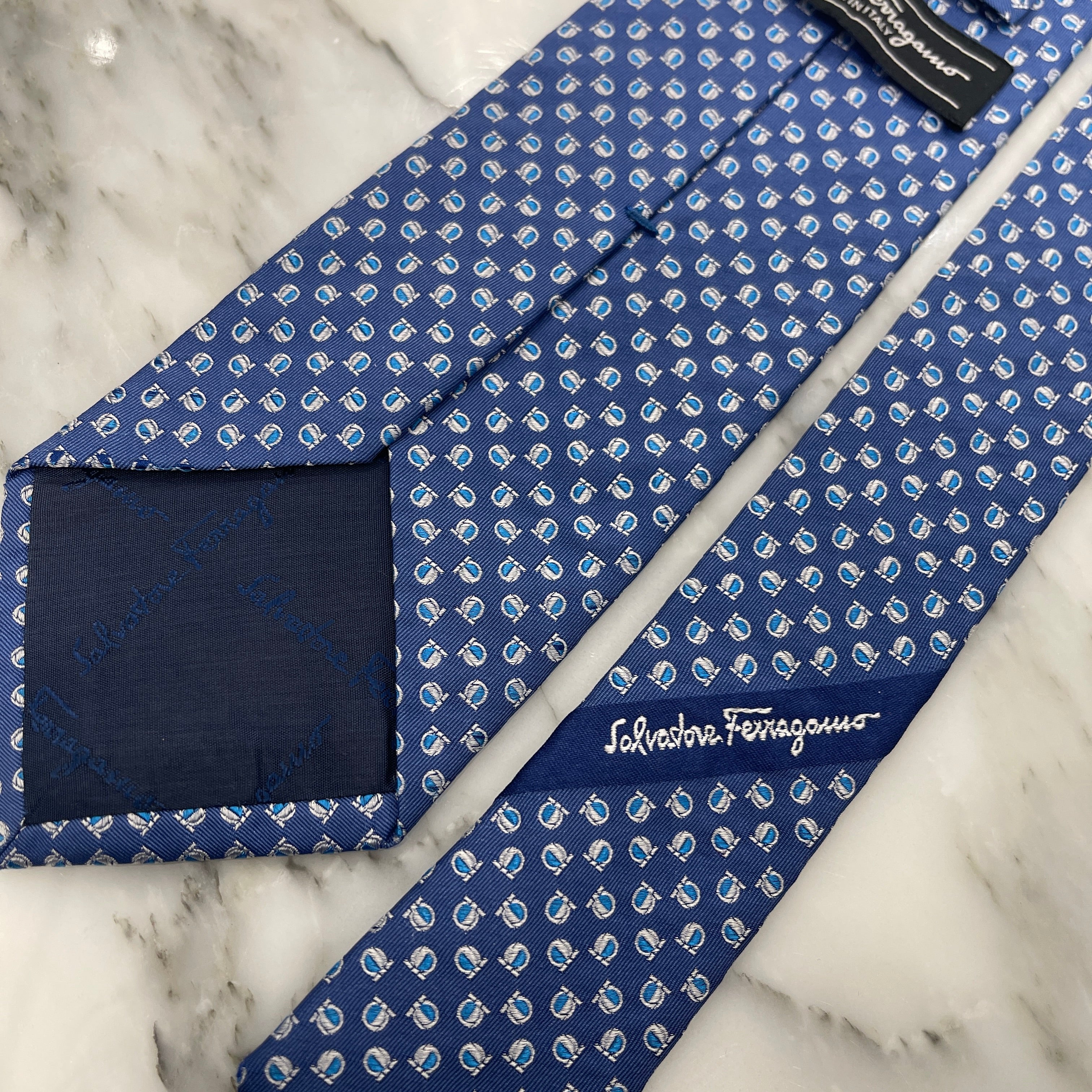 Salvatore Ferragamo Gancini Silk Suit Tie "Fish Print" サルバトーレフェラガモ ガンチーニ シルク スーツ ネクタイ "魚柄"