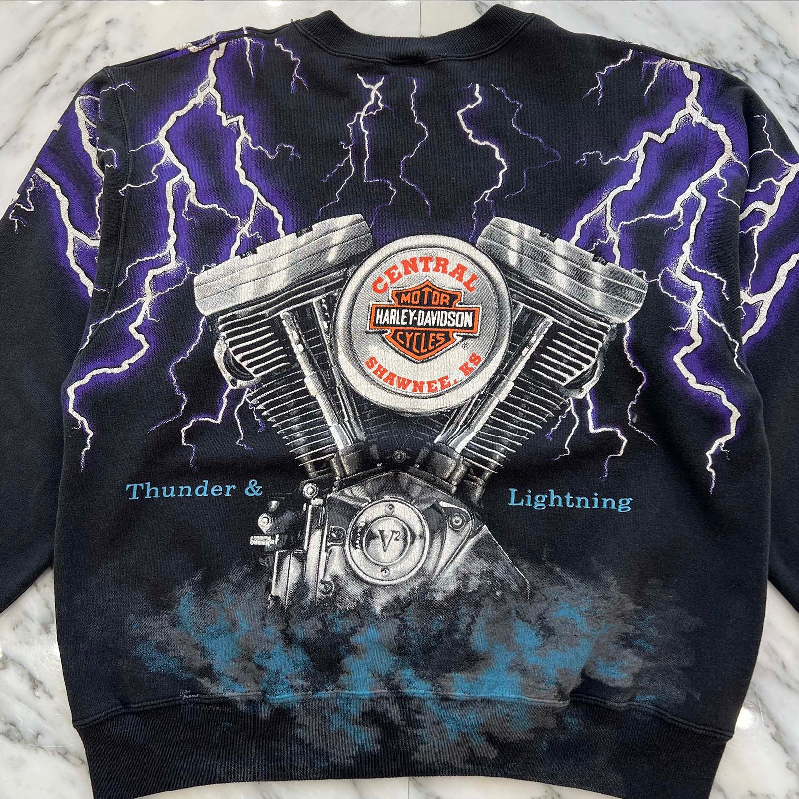 Vintage 90's Harley-Davidson "Thunder Lightning" Sweatshirt Size L 90's ハーレー・ダビットソン "サンダー ライトニング" スウェットシャツ サイズL