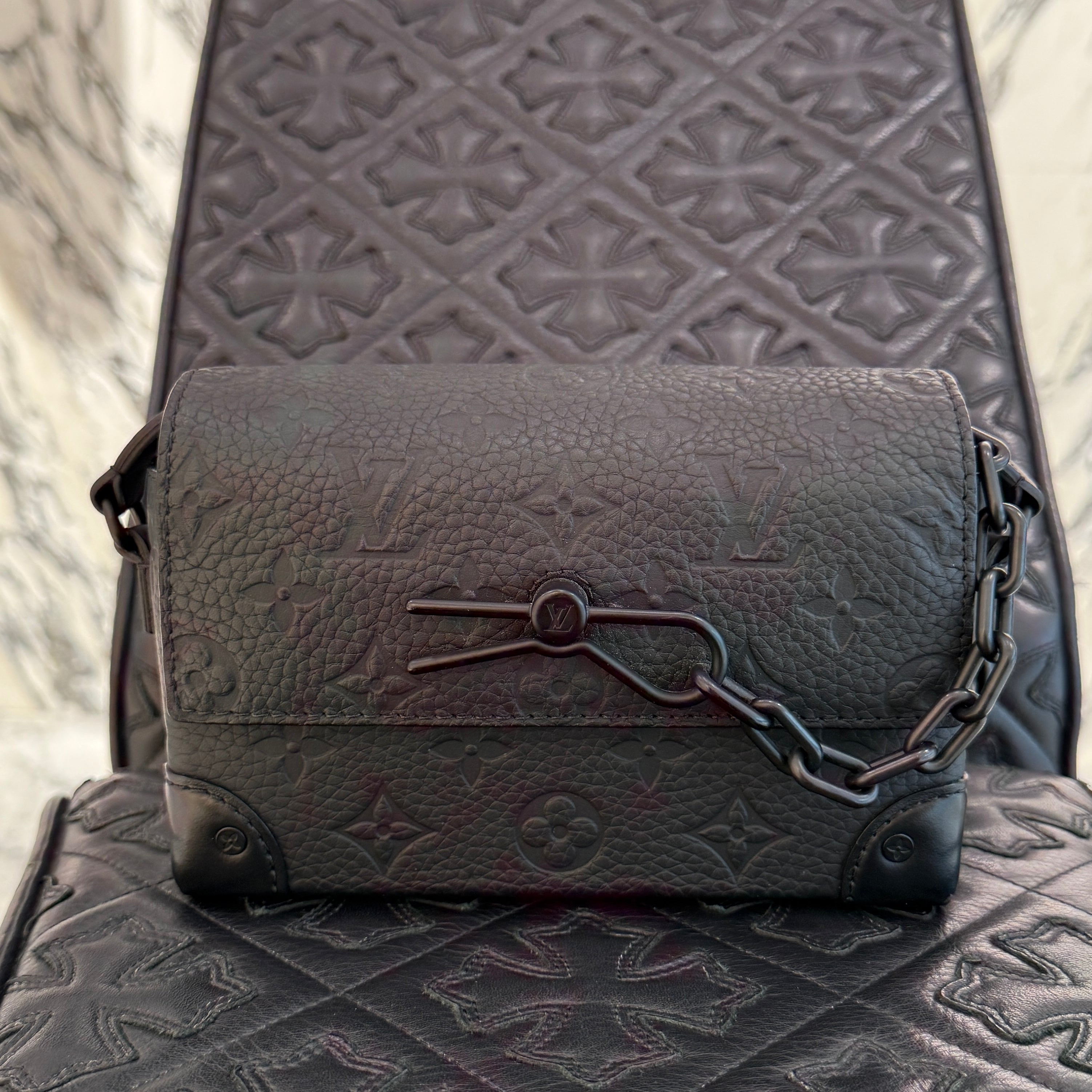 LOUIS VUITTON Steamer Wearable Wallet M81746 ルイヴィトン