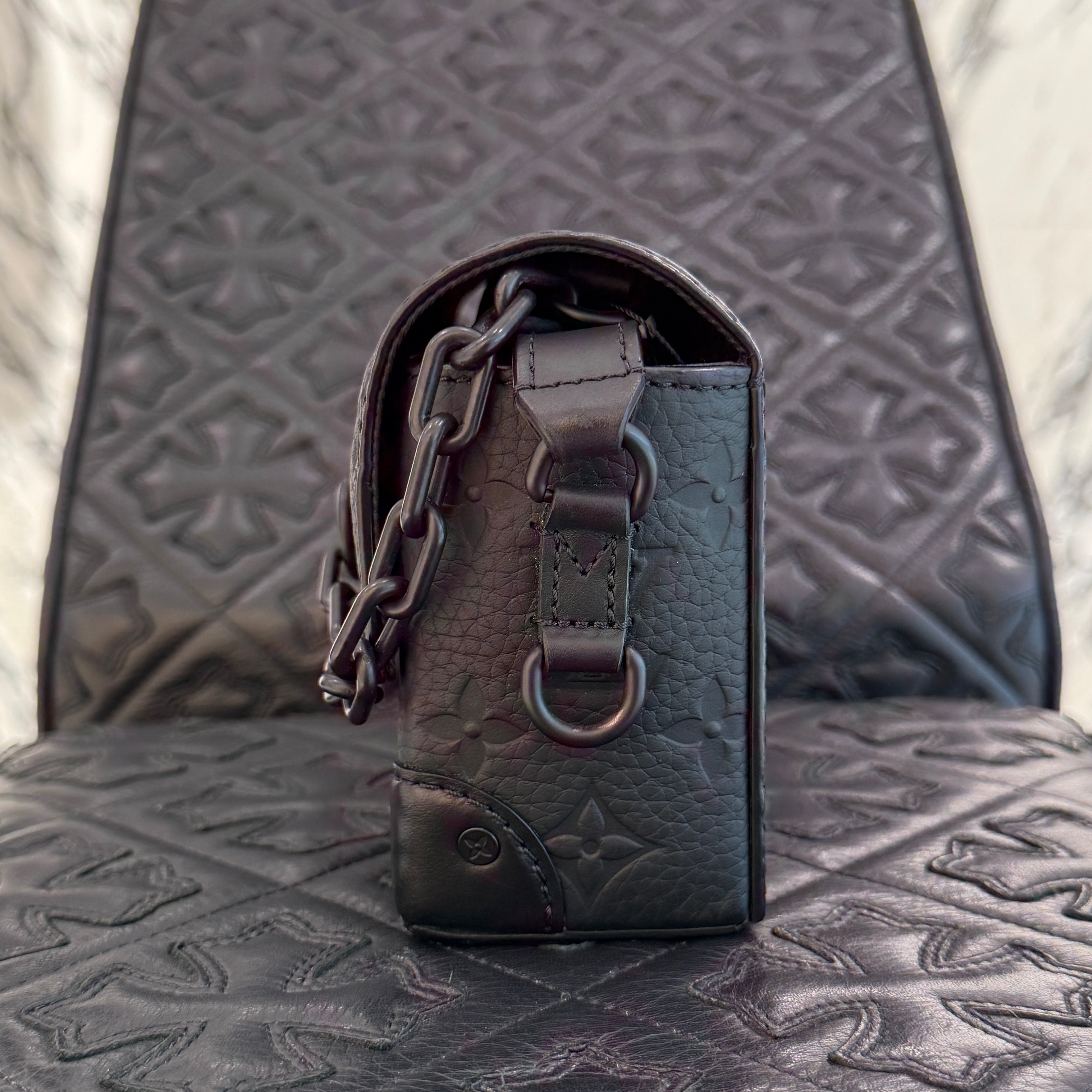 LOUIS VUITTON Steamer Wearable Wallet M81746 ルイヴィトン