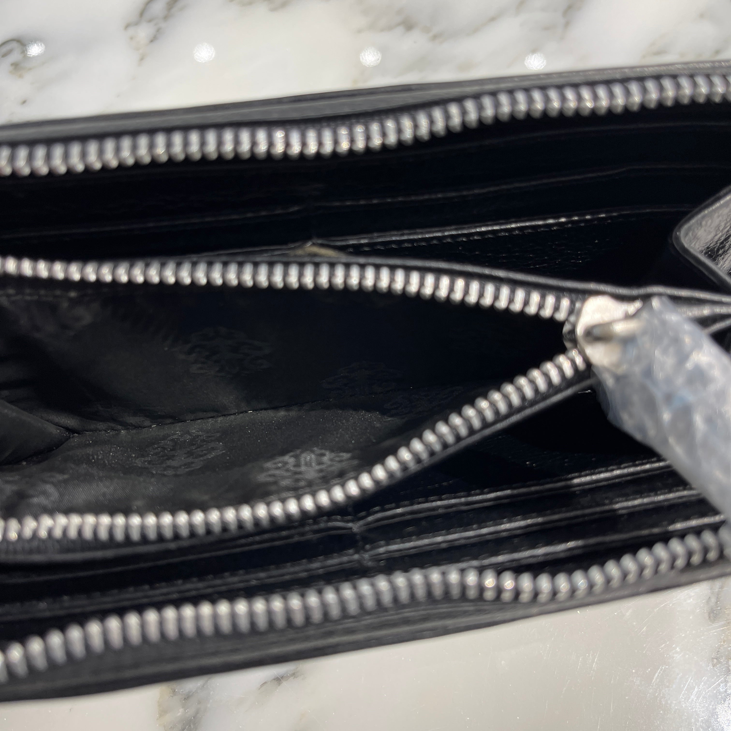 CHROME HEARTS Filigree Plus Leather Patch Round Zip Wallet クロムハーツ フィリグリープラス レザーパッチ ウォレット