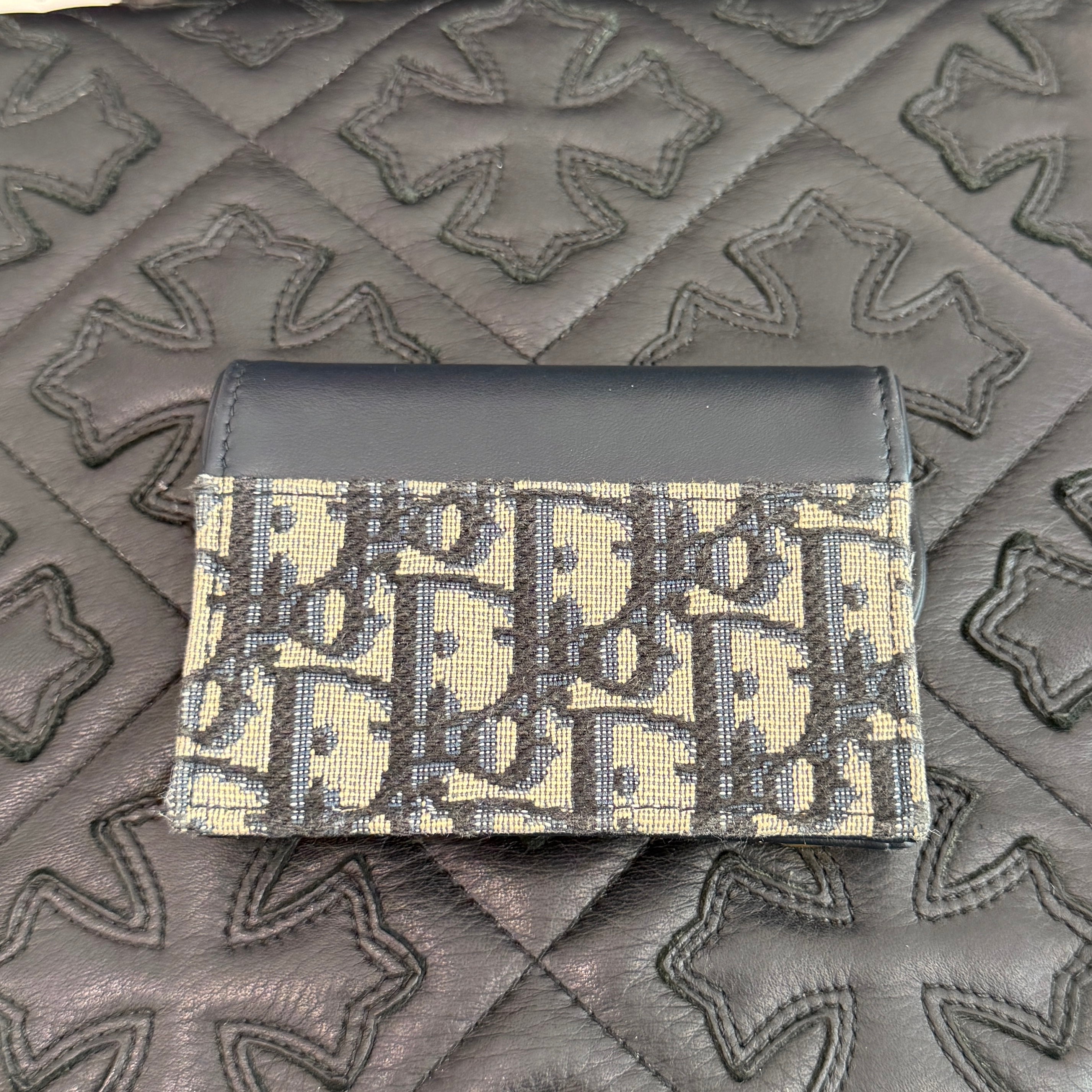 【大人気】Saddle Bloom カードホルダー DIOR | Saddle Bloom カードホルダー ゴートスキン