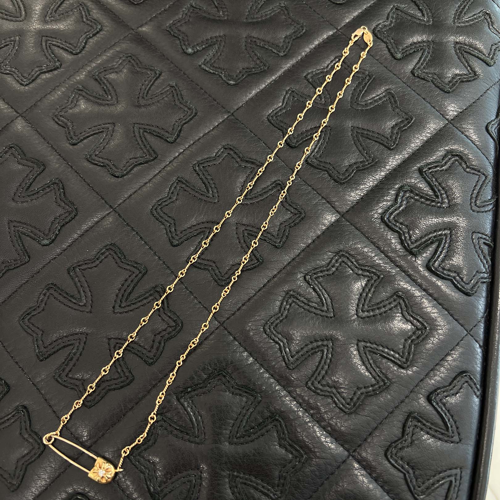 CHROME HEARTS 22K Safety Pin 1 Diamond Twist Chain Necklace Size 20 Inch クロムハーツ 22K セーフティピン 1ダイヤモンド ツイストチェーン ネックレス 20インチ