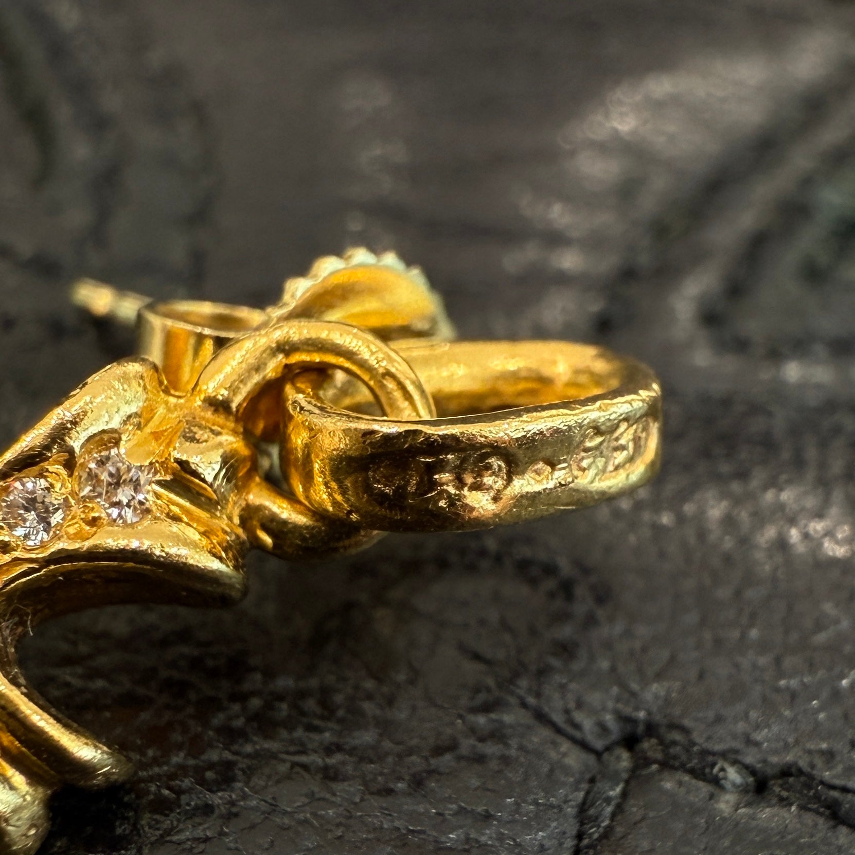 CHROME HEARTS 22K BABY FAT CROSS Earring Pave Diamond クロム