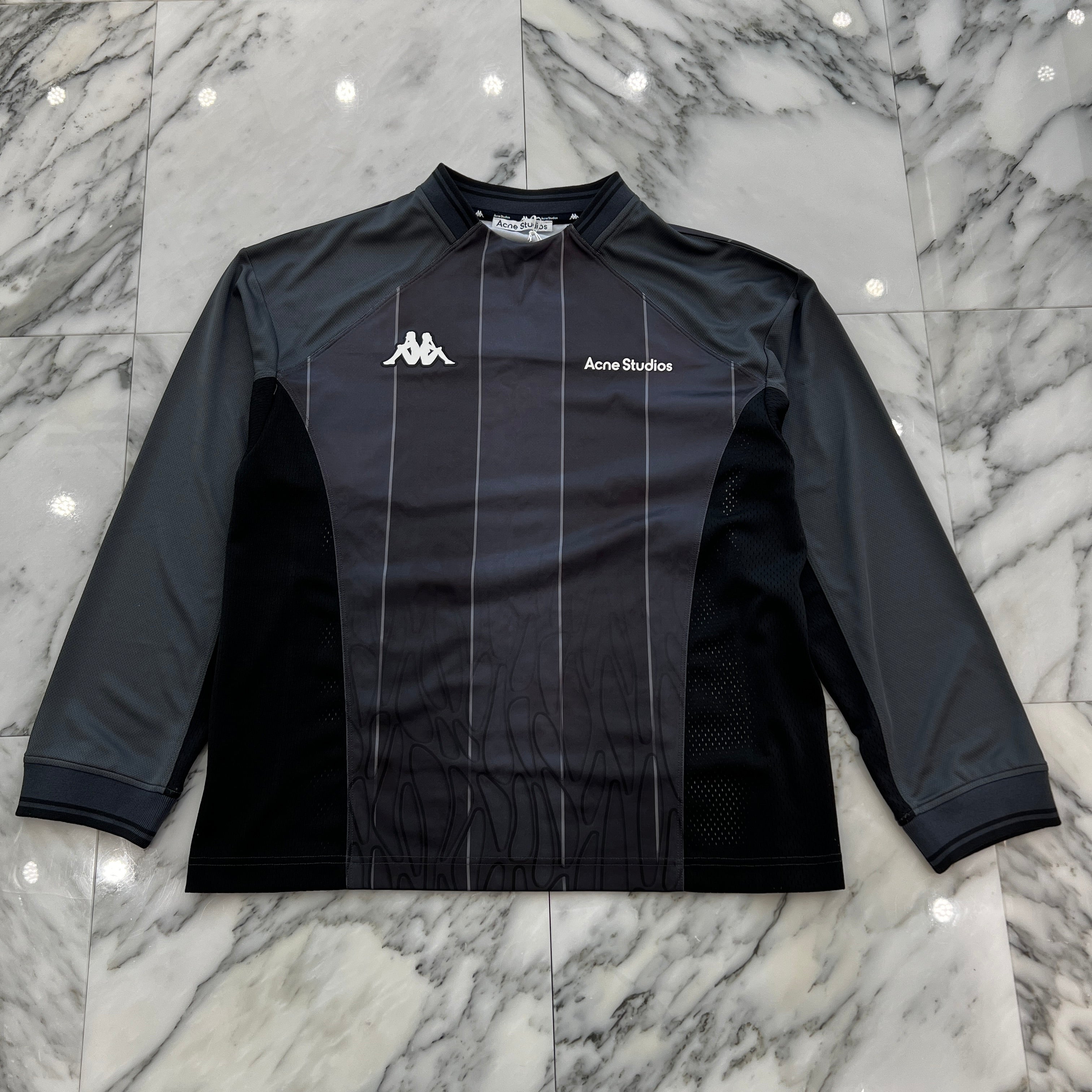 AcneStudios 長袖Tシャツ　サッカーゲームシャツ風　サイズM AcneStudios 長袖Tシャツ サッカーゲームシャツ風 サイズM