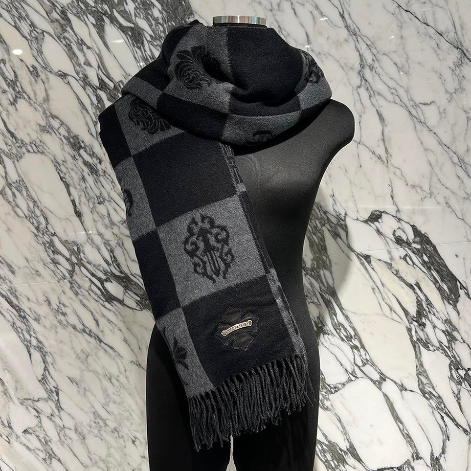 CHROME HEARTS 1 Cross Leather Patch Silk Fringe Muffler クロム