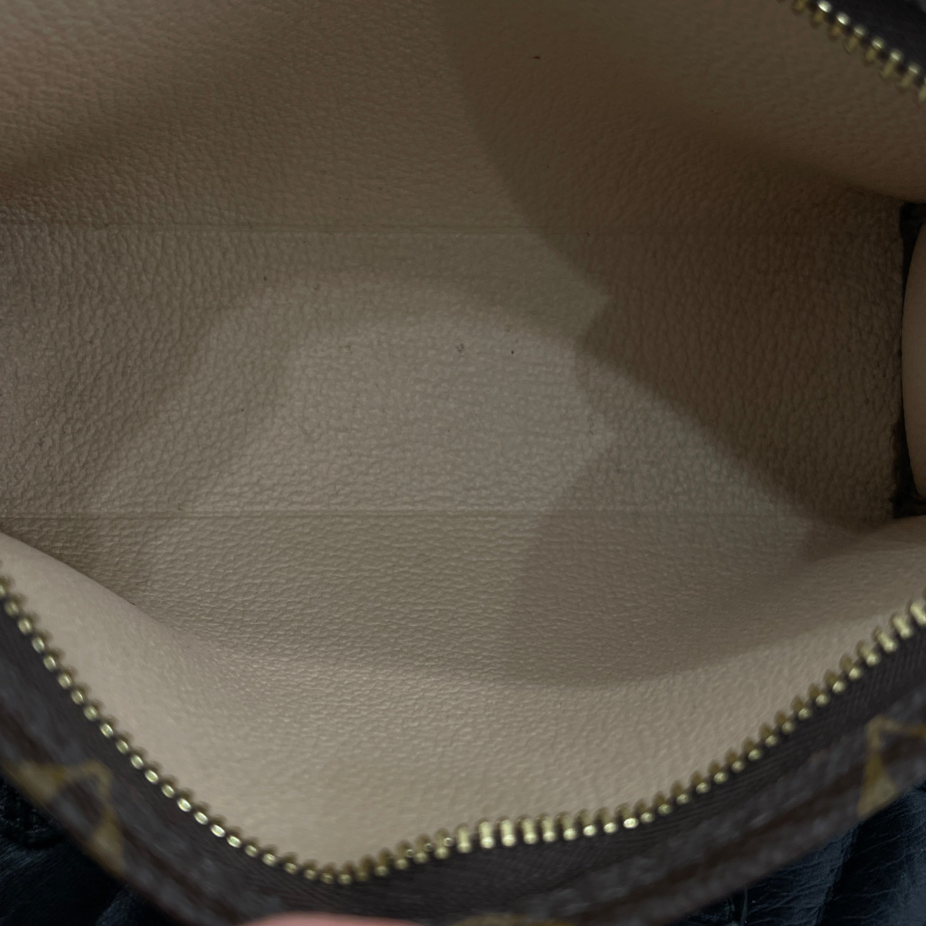 LOUIS VUITTON Monogram Posh Toilette 15 Cosmetic Pouch M47546 ルイヴィトン モノグラム ポッシュトワレ 15 コスメポーチ