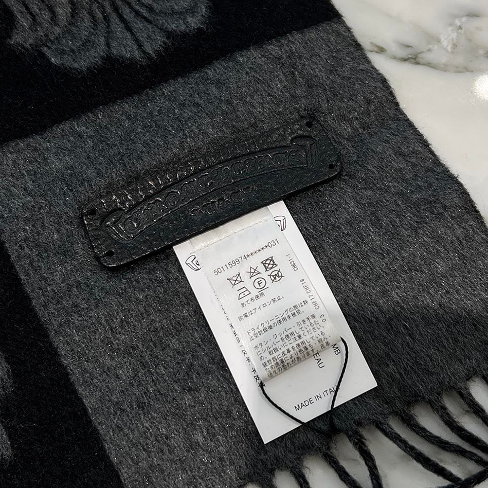 CHROME HEARTS 1 Cross Leather Patch Silk Fringe Muffler クロム
