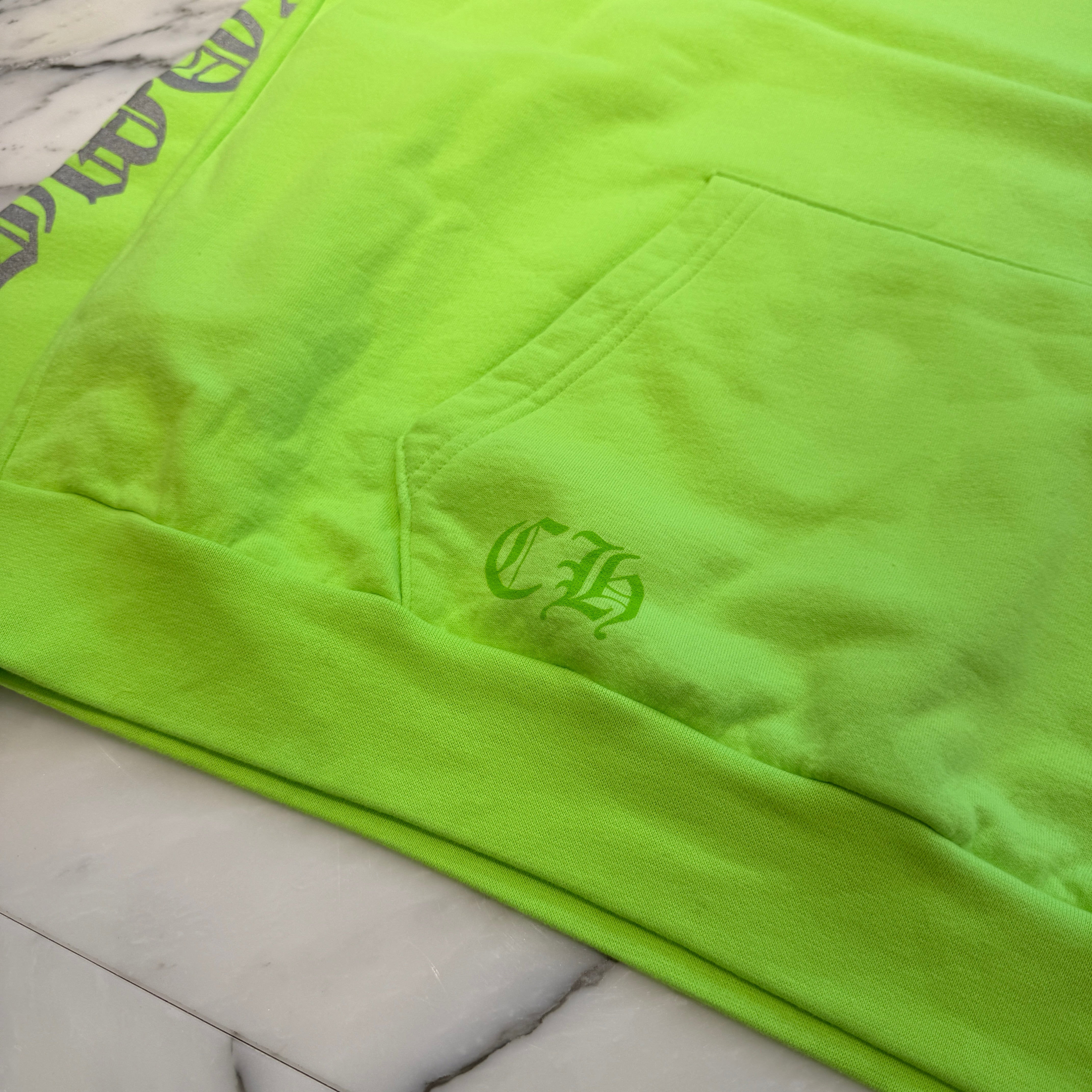 CHROME HEARTS Miami Limited Vertical Logo Pullover Hoodie Size XL クロムハーツ マイアミ限定 ヴァーティカルロゴ プルオーバーフーディ サイズXL