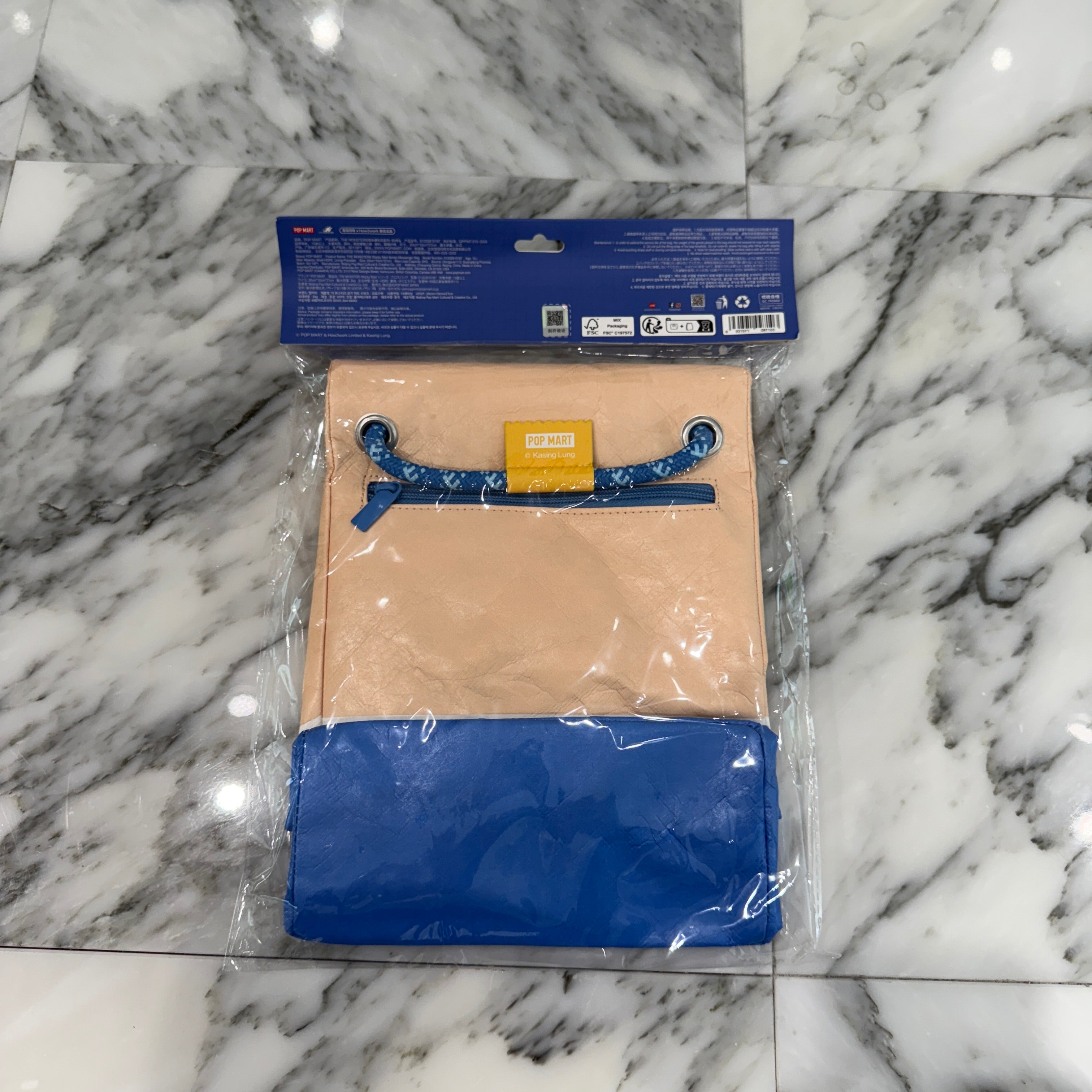 POP MART THE MONSTERS Wacky Mart Series Messenger Bag ポップマート ザ・モンスターズ ワッキーマートシリーズ メッセンジャーバッグ