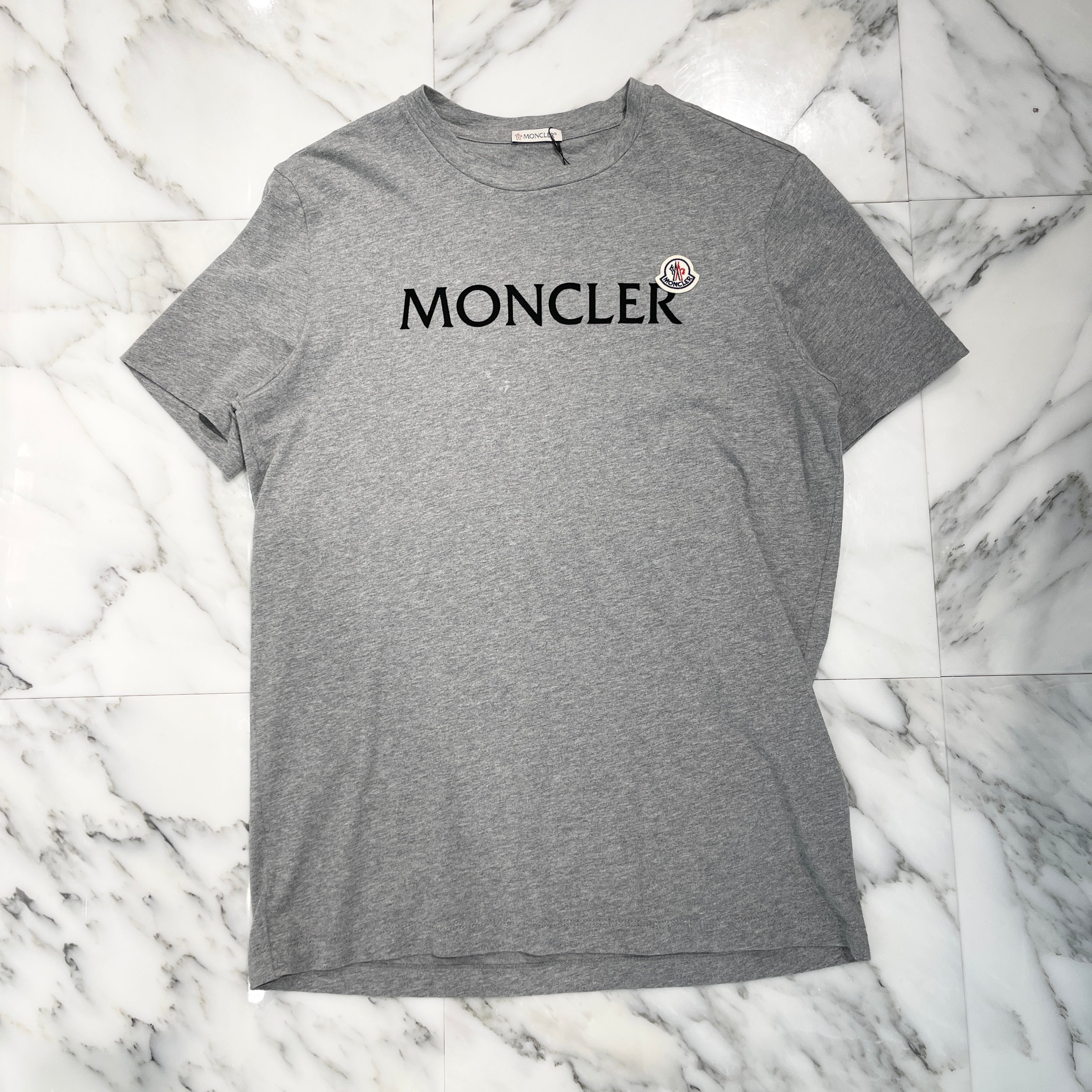 MONCLER 2023SS Flocked Logo Patch Vintage Cotton Tee J20918C00024 8390T Size M モンクレール フロッキーロゴパッチ ヴィンテージコットン Tシャツ サイズM