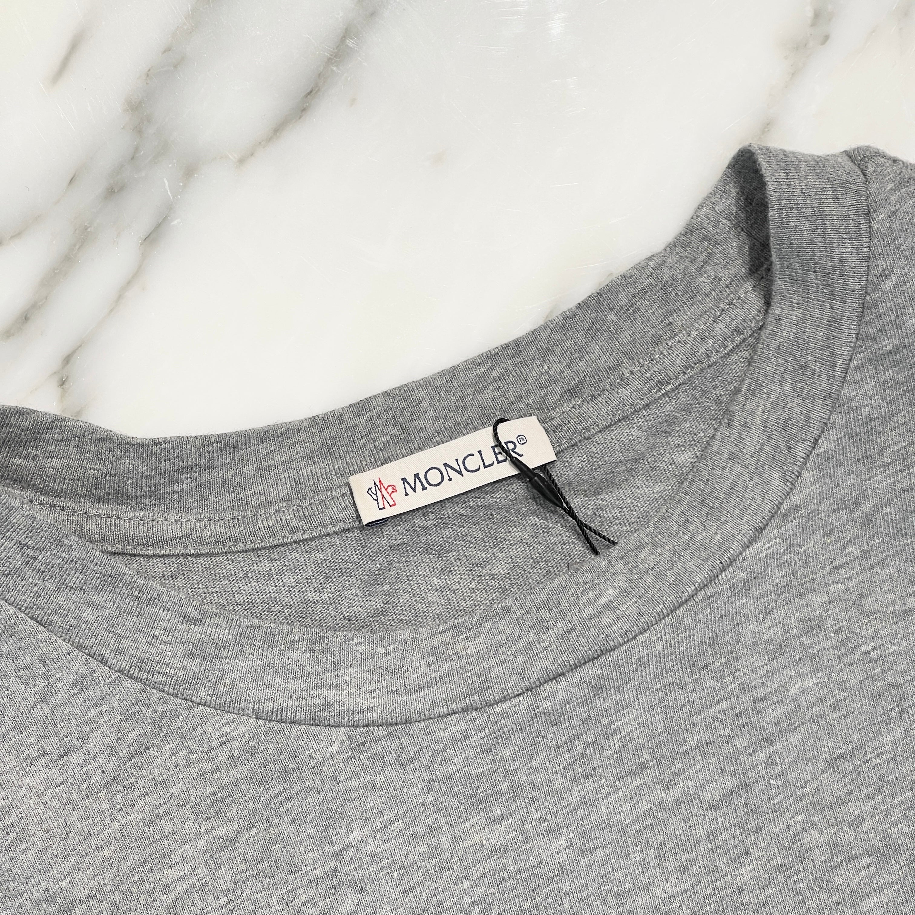 MONCLER 2023SS Flocked Logo Patch Vintage Cotton Tee J20918C00024 8390T Size M モンクレール フロッキーロゴパッチ ヴィンテージコットン Tシャツ サイズM