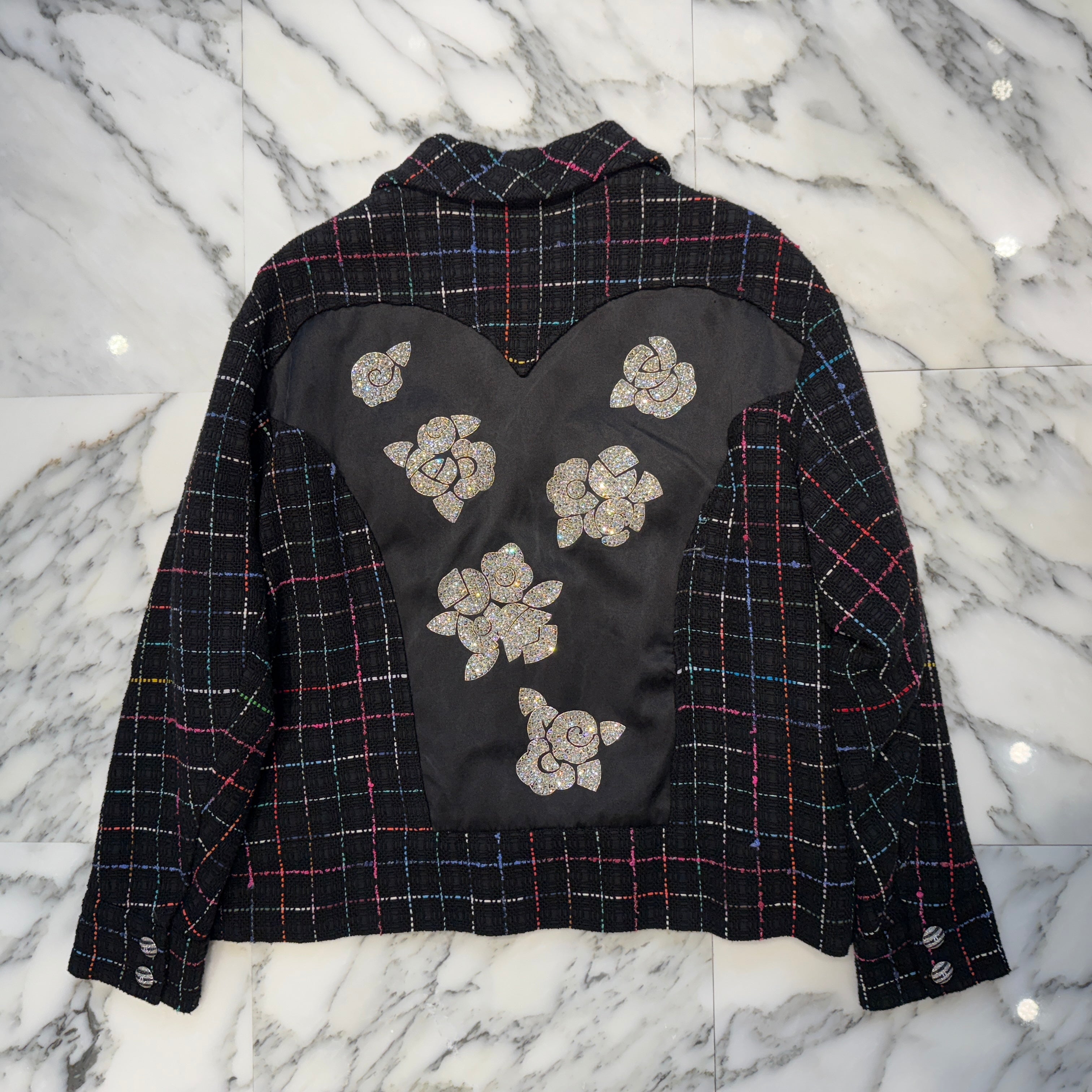 CHANEL 2024SS Back Flower Rhinestone Tweed Jacket P76311V68064 シャネル バックフラワーラインストーン ツイードジャケット サイズ50