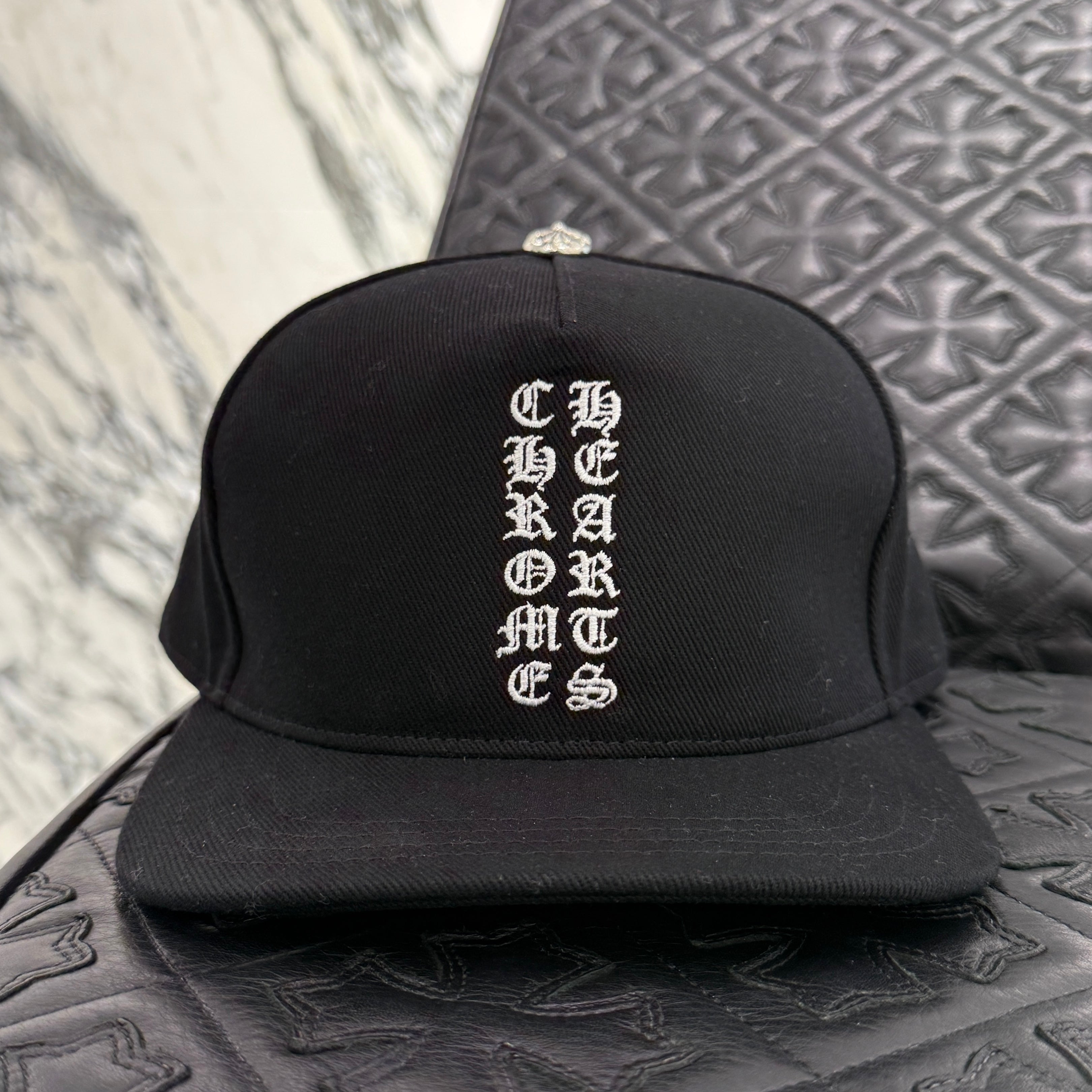 CHROME HEARTS Vertical Logo Trucker Cap Size ONE SIZE（51-61）クロムハーツ ヴァーティカルロゴ トラッカーキャップ サイズONE SIZE（51-61）
