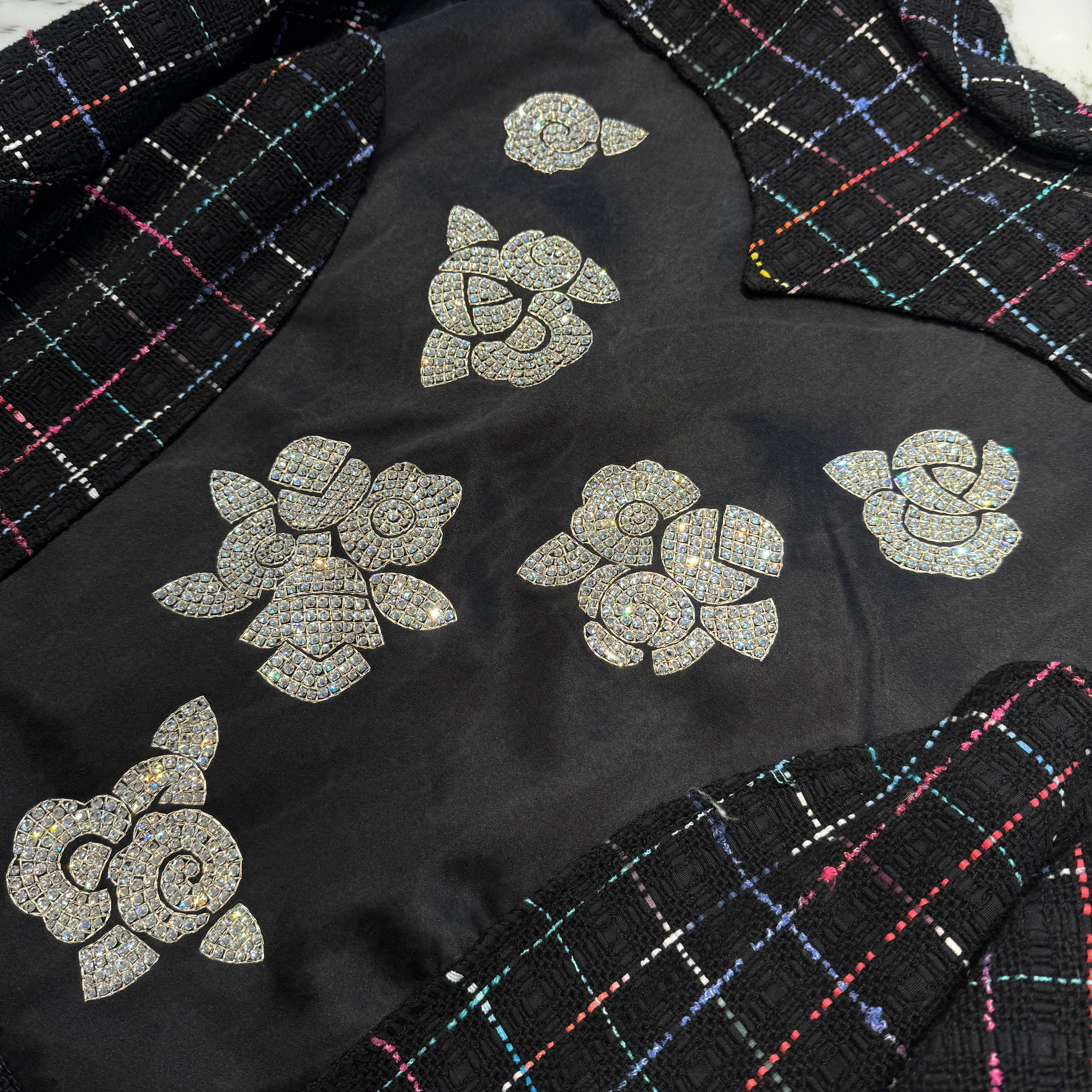 CHANEL 2024SS Back Flower Rhinestone Tweed Jacket P76311V68064 シャネル バックフラワーラインストーン ツイードジャケット サイズ50