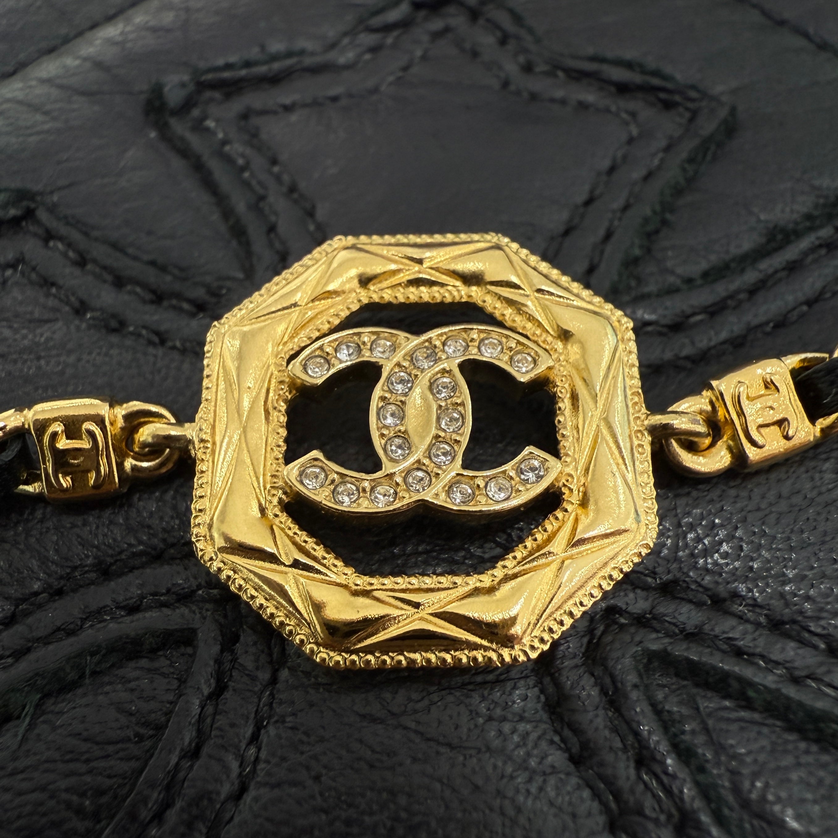 CHANEL 2024AW COCO Mark Rhine Stone Decoration Choker Necklace F24 A シャネル ココマーク ラインストーン装飾 チョーカーネックレス