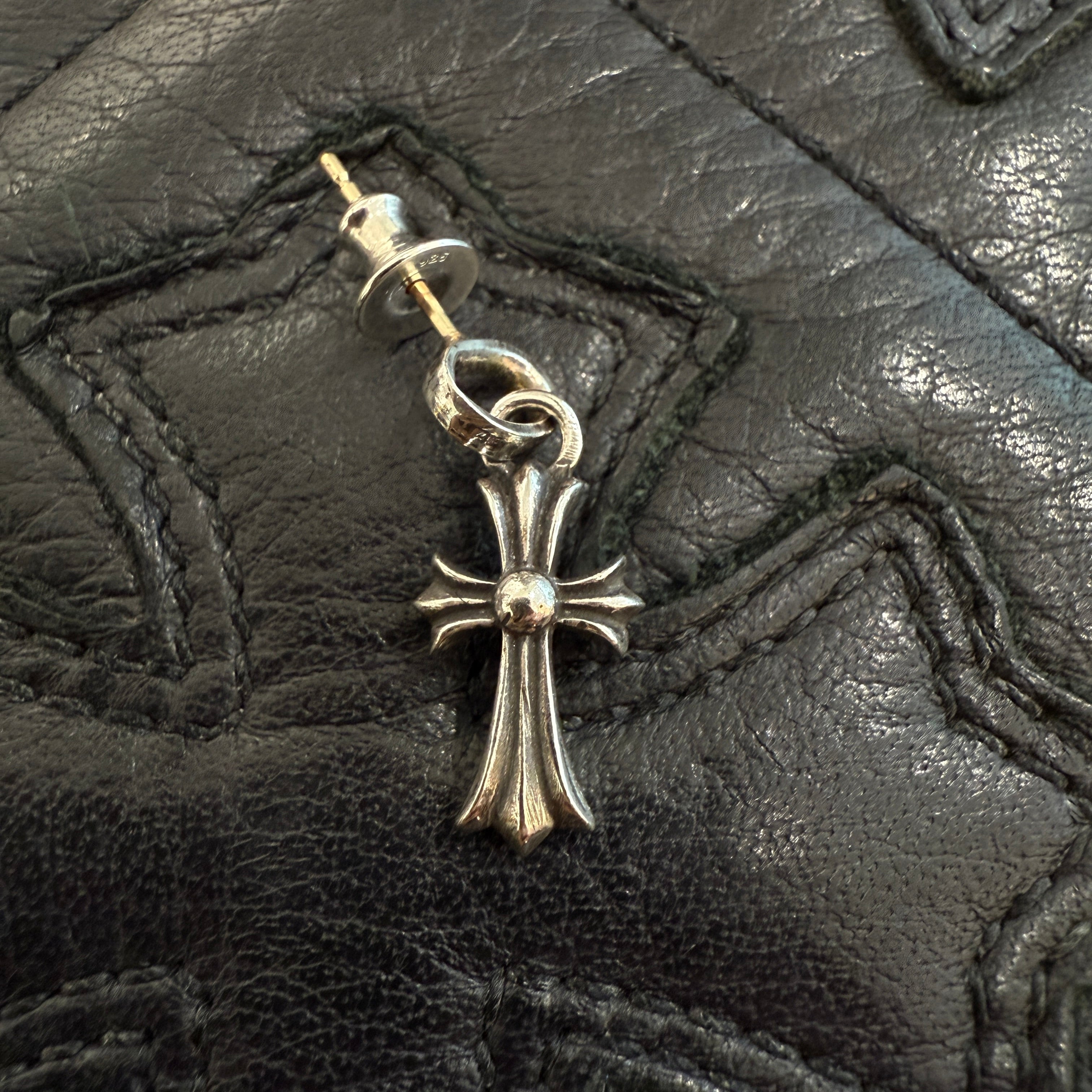 CHROME HEARTS BABY FAT CROSS Earring クロムハーツ ベイビーファットクロス ピアス