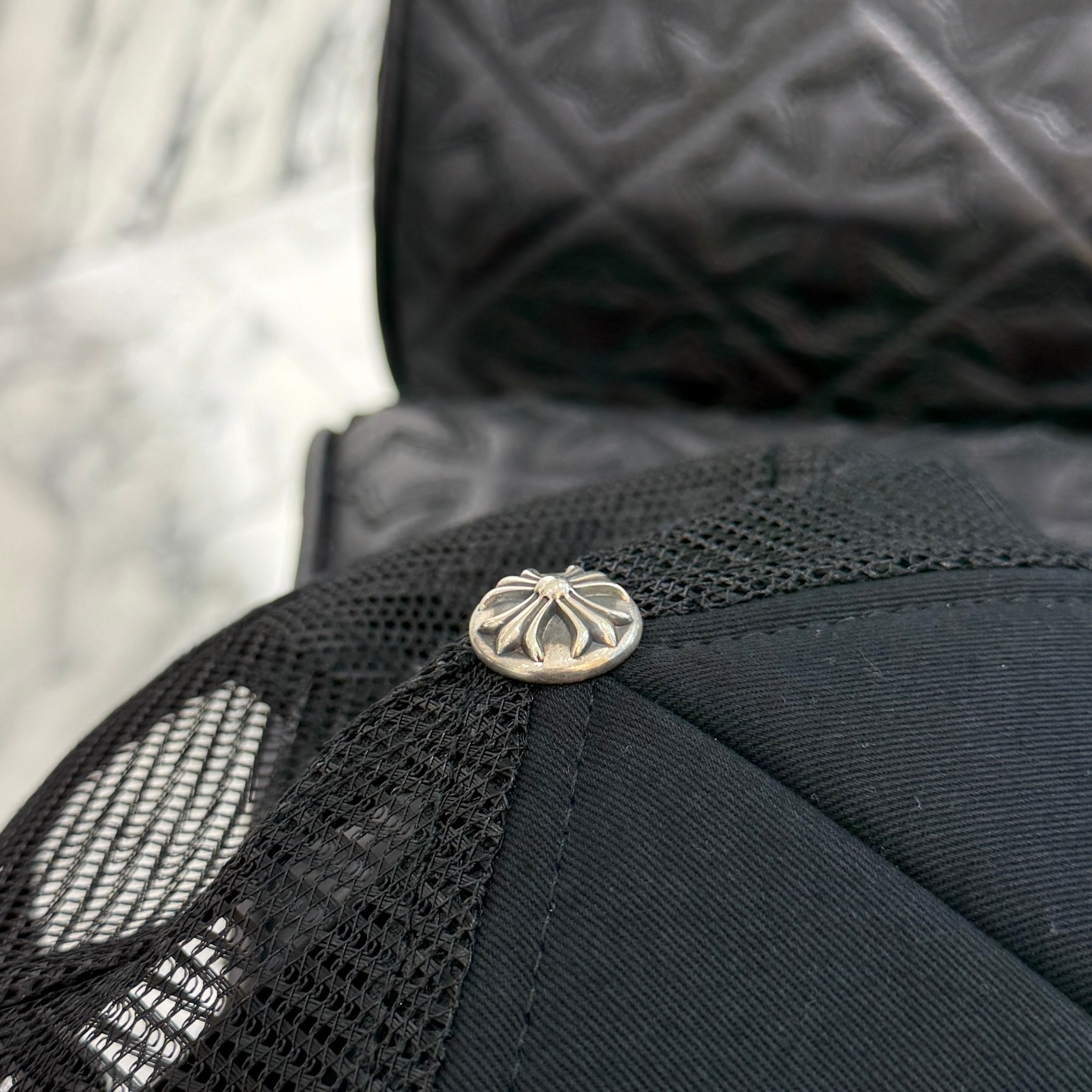 CHROME HEARTS Camo Triple Cross Leather Patch Trucker Cap ONE SIZE（51-61）クロムハーツ カモ トリプルクロス レザーパッチ トラッカーキャップ サイズONE SIZE（51-61）