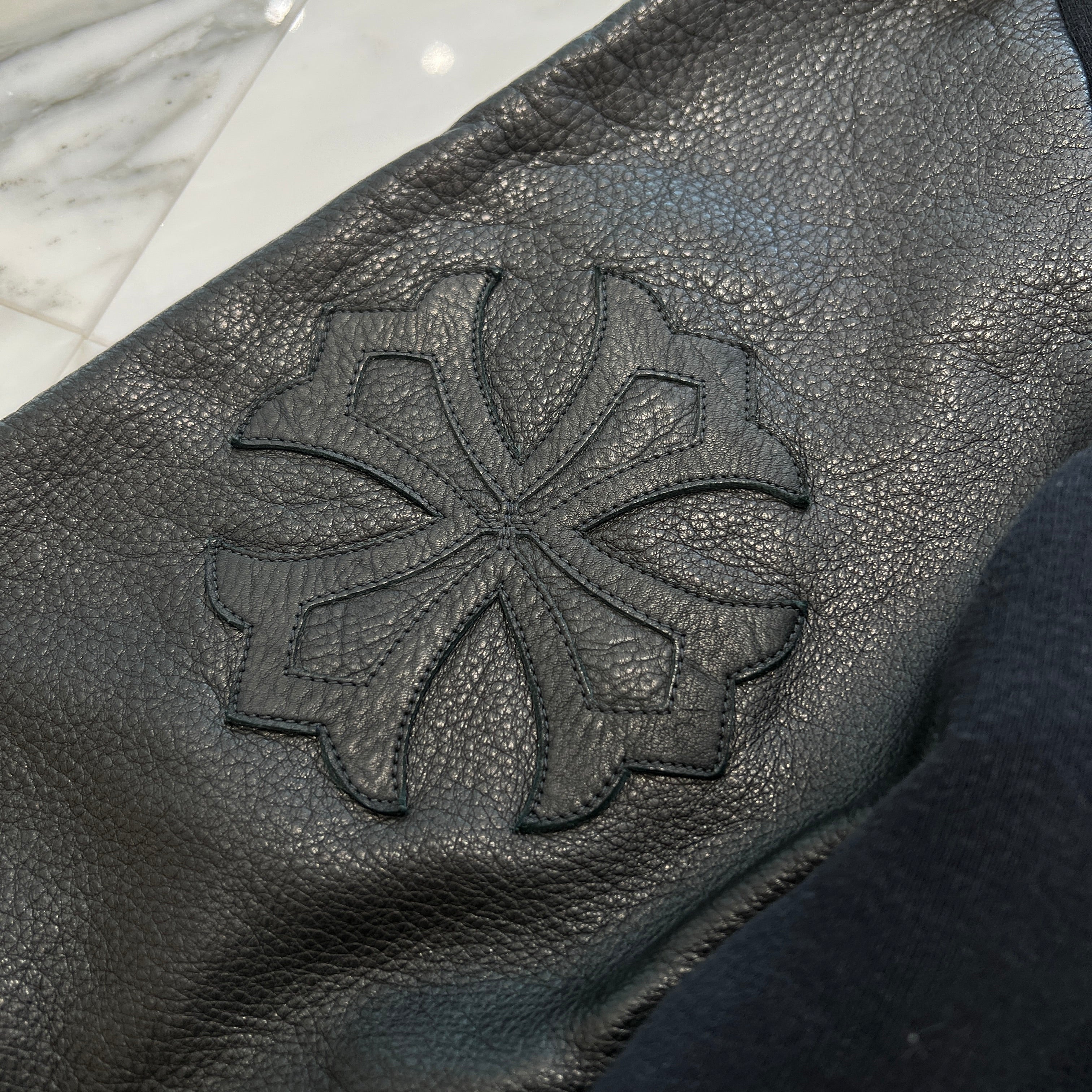 CHROME HEARTS Y NOT Leather Cross Patch Arm Leather Switching Pullover Zip Hoodie Size M クロムハーツ ワイノット レザークロスパッチ アームレザー切替 プルオーバージップフーディー サイズM