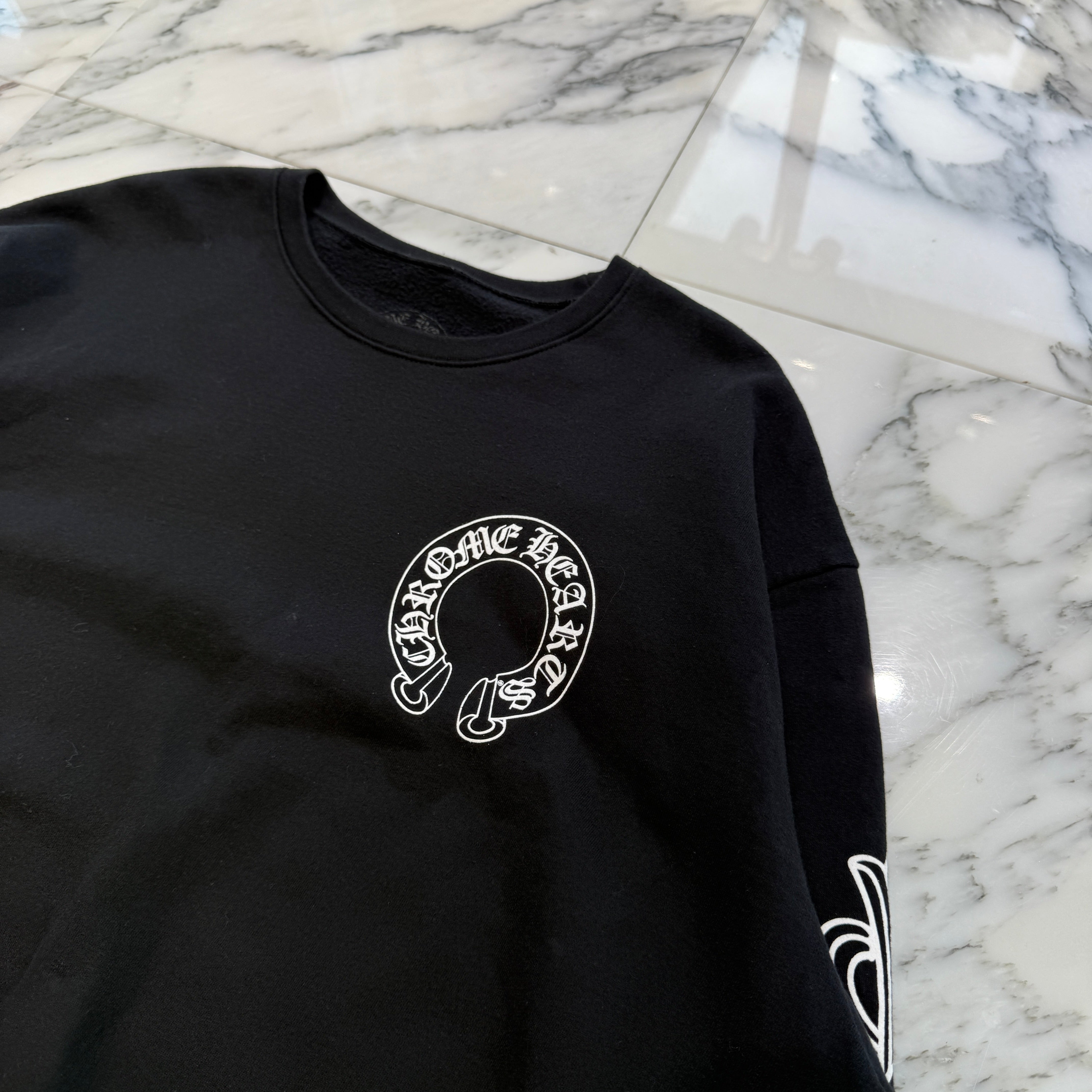 CHROME HEARTS Floral Cross Horseshoe Crewneck Sweat Shirts Size L クロムハーツ フローラルクロス ホースシュー クルーネック スウェットシャツ サイズL