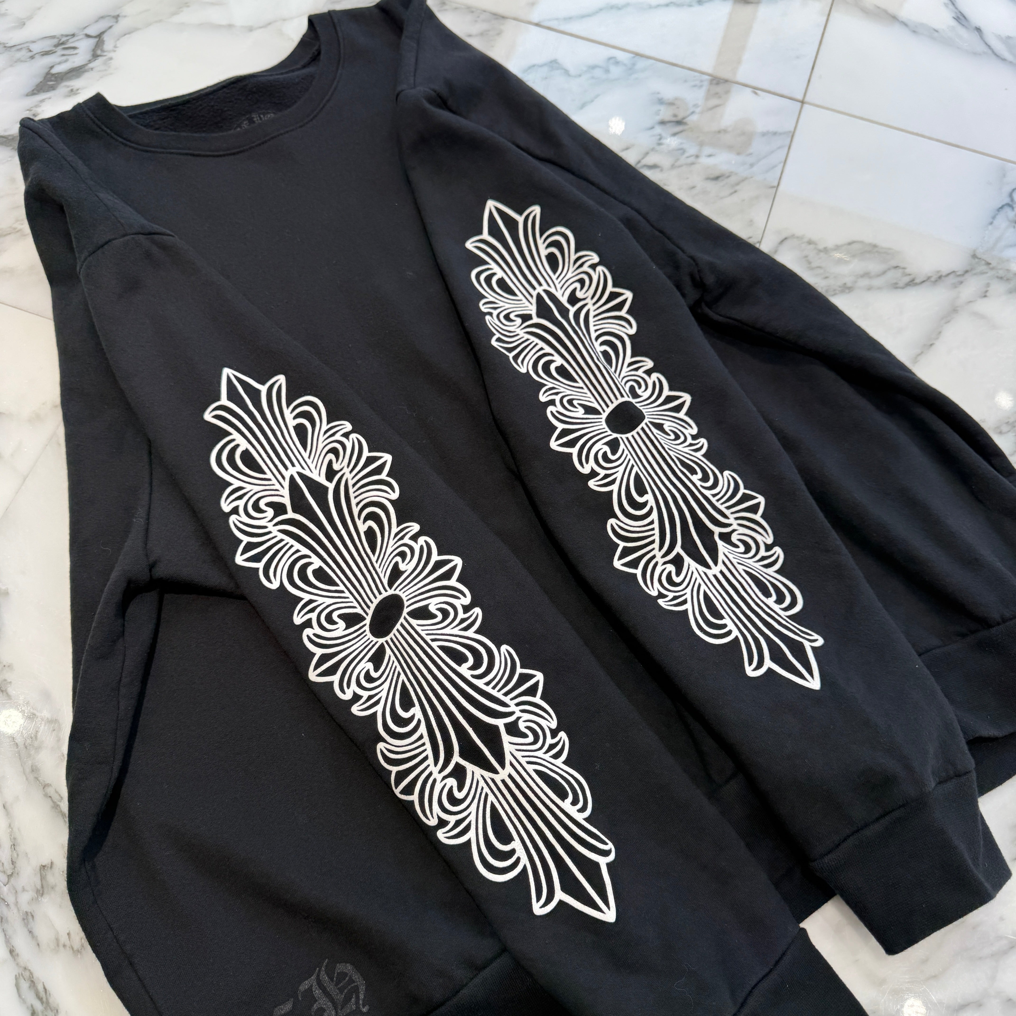 CHROME HEARTS Floral Cross Horseshoe Crewneck Sweat Shirts Size L クロムハーツ フローラルクロス ホースシュー クルーネック スウェットシャツ サイズL