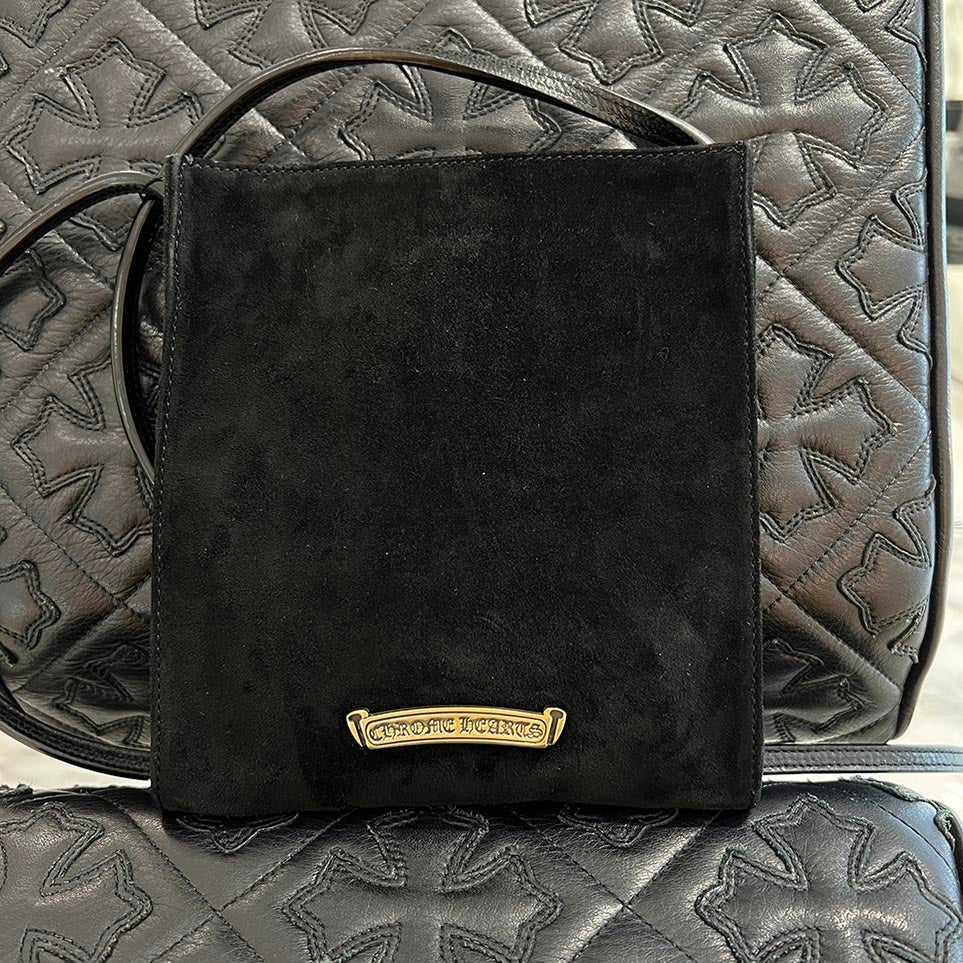 CHROME HEARTS Suede Leather Square Pocket Vine Dagger Patch Shoulder Bag クロムハーツ スエードレザー スクエアポケット ヴァインダガー パッチ ショルダーバッグ