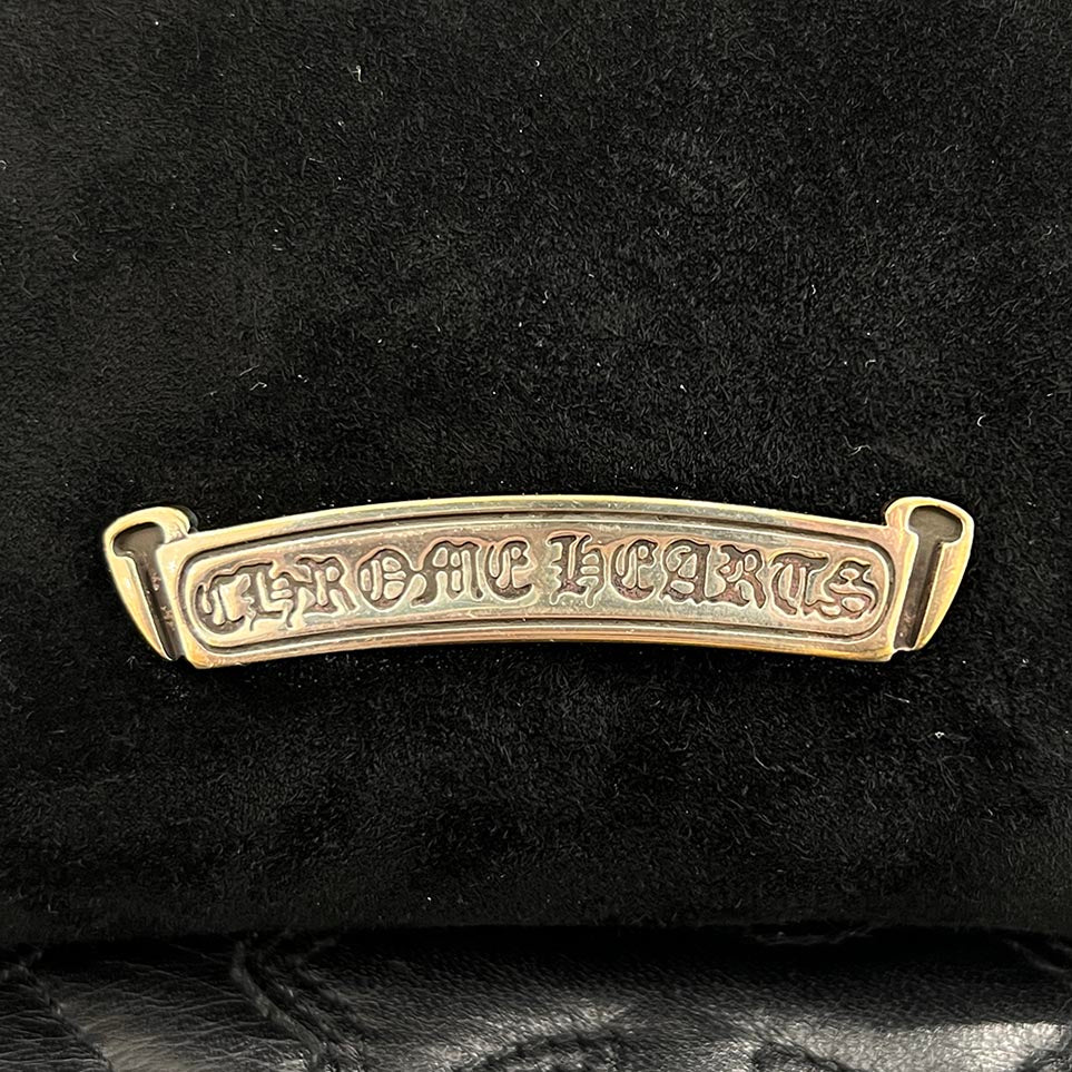 CHROME HEARTS Suede Leather Square Pocket Vine Dagger Patch Shoulder Bag クロムハーツ スエードレザー スクエアポケット ヴァインダガー パッチ ショルダーバッグ