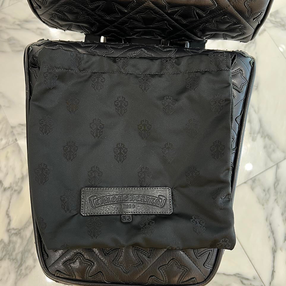 CHROME HEARTS Suede Leather Square Pocket Vine Dagger Patch Shoulder Bag クロムハーツ スエードレザー スクエアポケット ヴァインダガー パッチ ショルダーバッグ