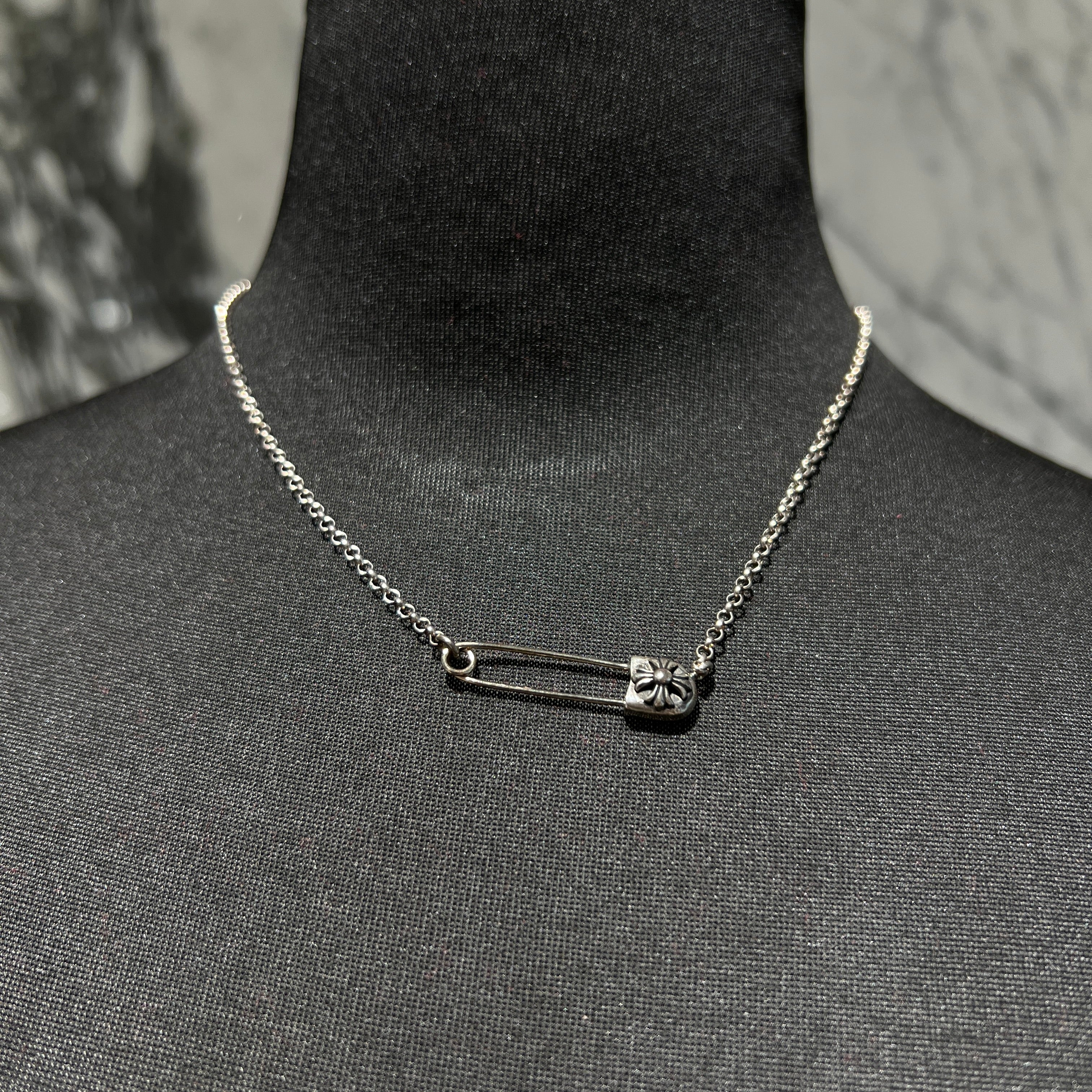 CHROME HEARTS Safety Pin Pendant Top Roll Chain Necklace Size 16