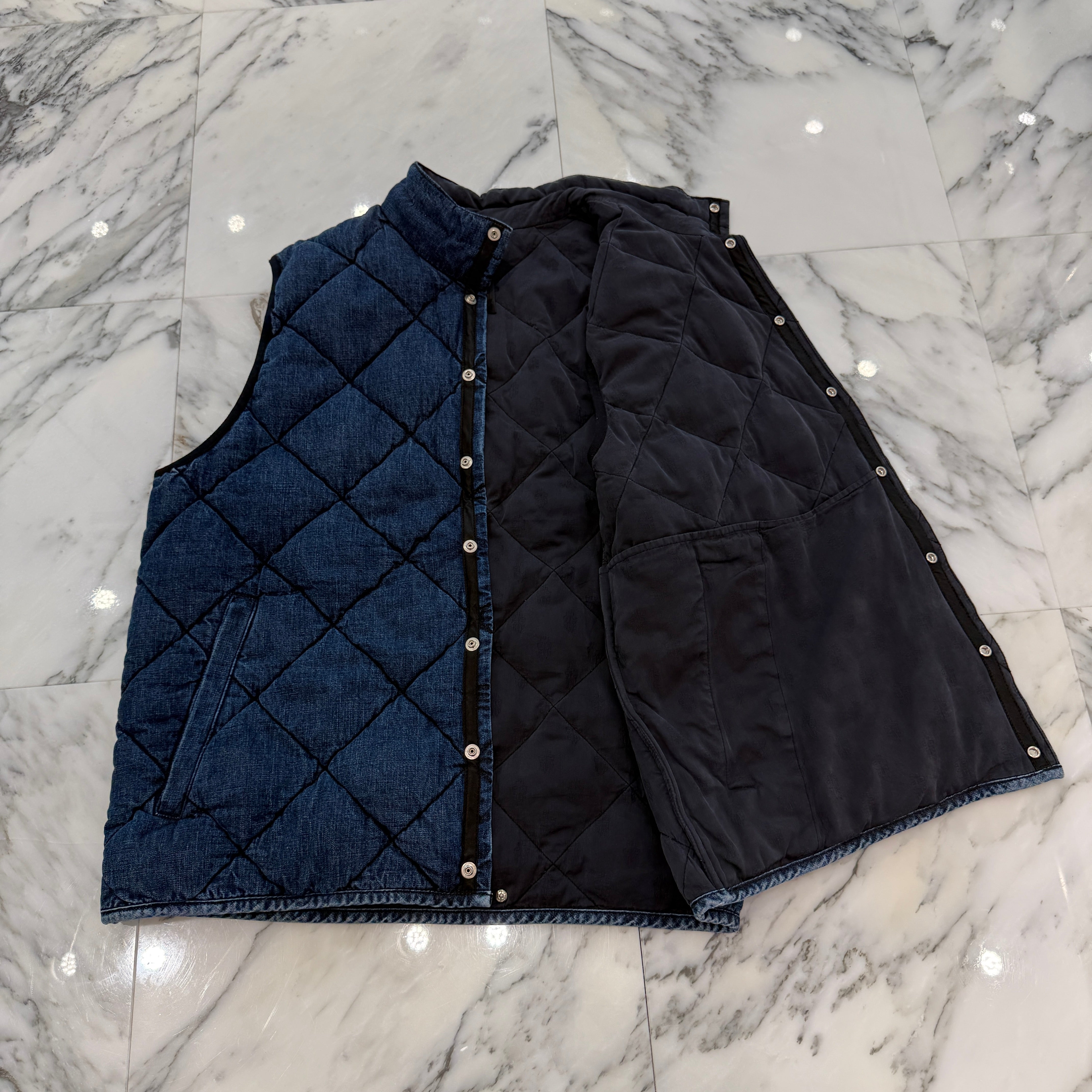 CHROME HEARTS YNOT Cross Ball Button Quilting Denim Down Vest Size XL クロムハーツ ワイノット クロスボールボタン キルティング デニム ベスト サイズXL
