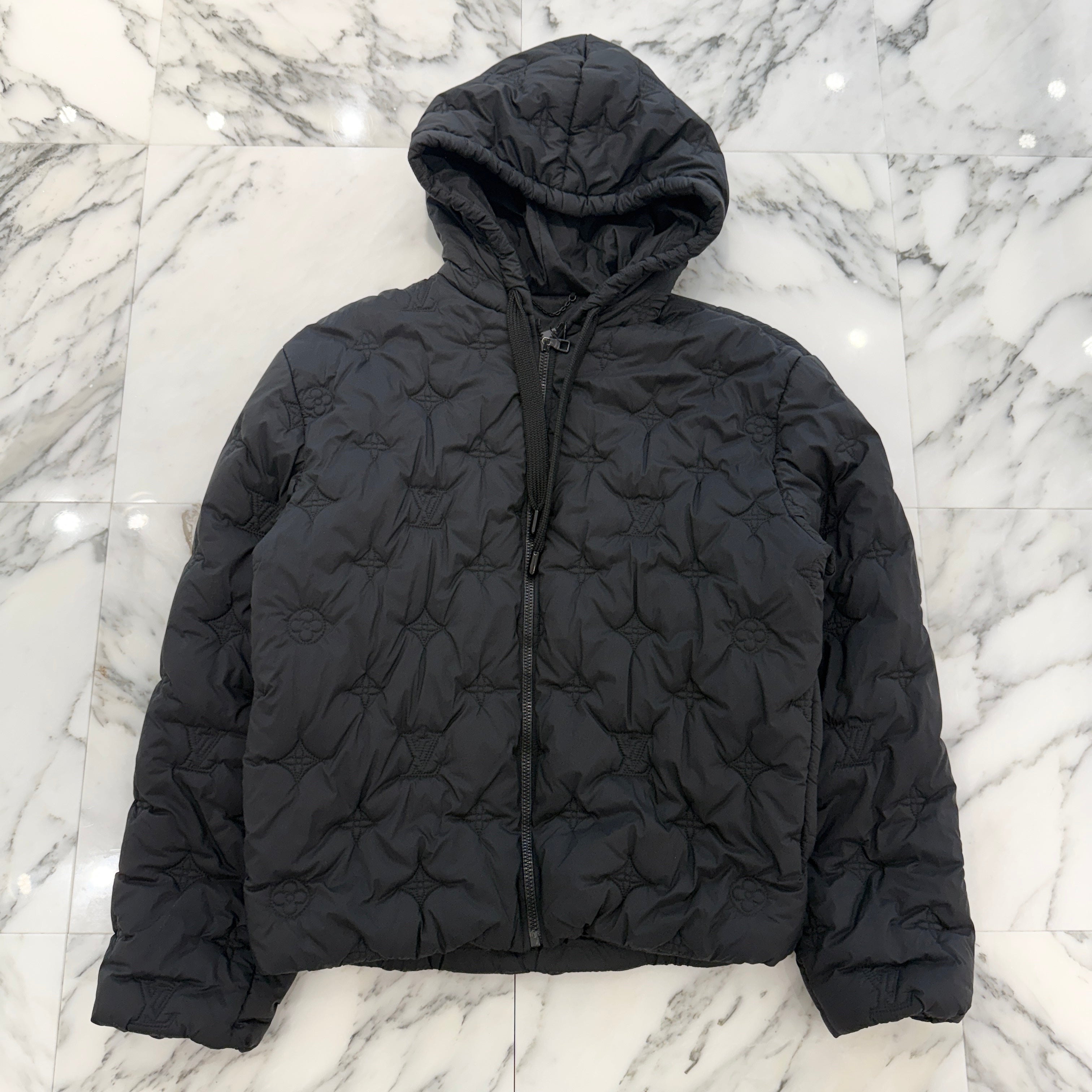 LOUIS VUITTON 2024AW Monogram Quilted Hooded Blouson 1AFA70 Size46 ルイヴィトン モノグラム キルテッド フーデッド ブルゾン サイズ46