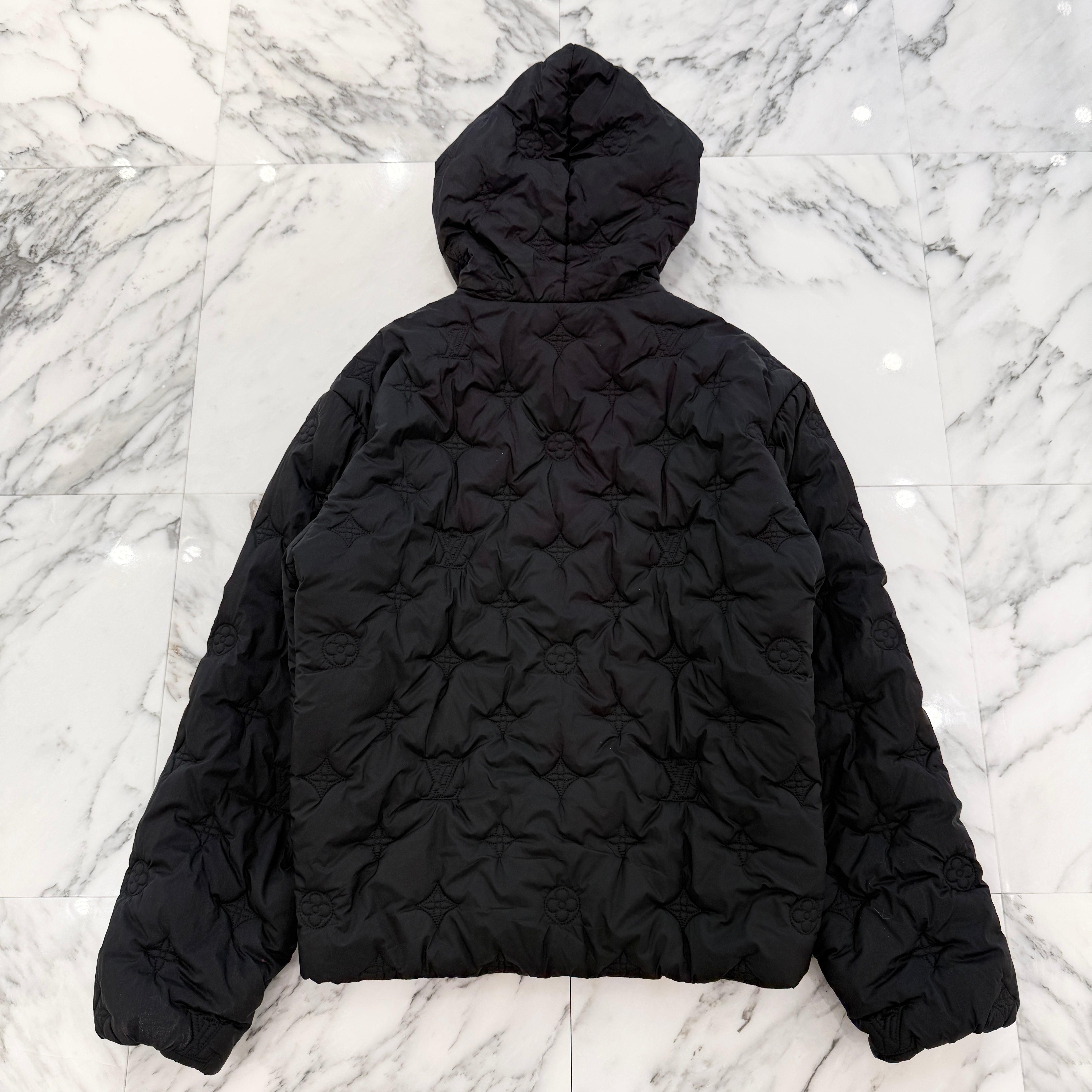 LOUIS VUITTON 2024AW Monogram Quilted Hooded Blouson 1AFA70 Size46 ルイヴィトン モノグラム キルテッド フーデッド ブルゾン サイズ46