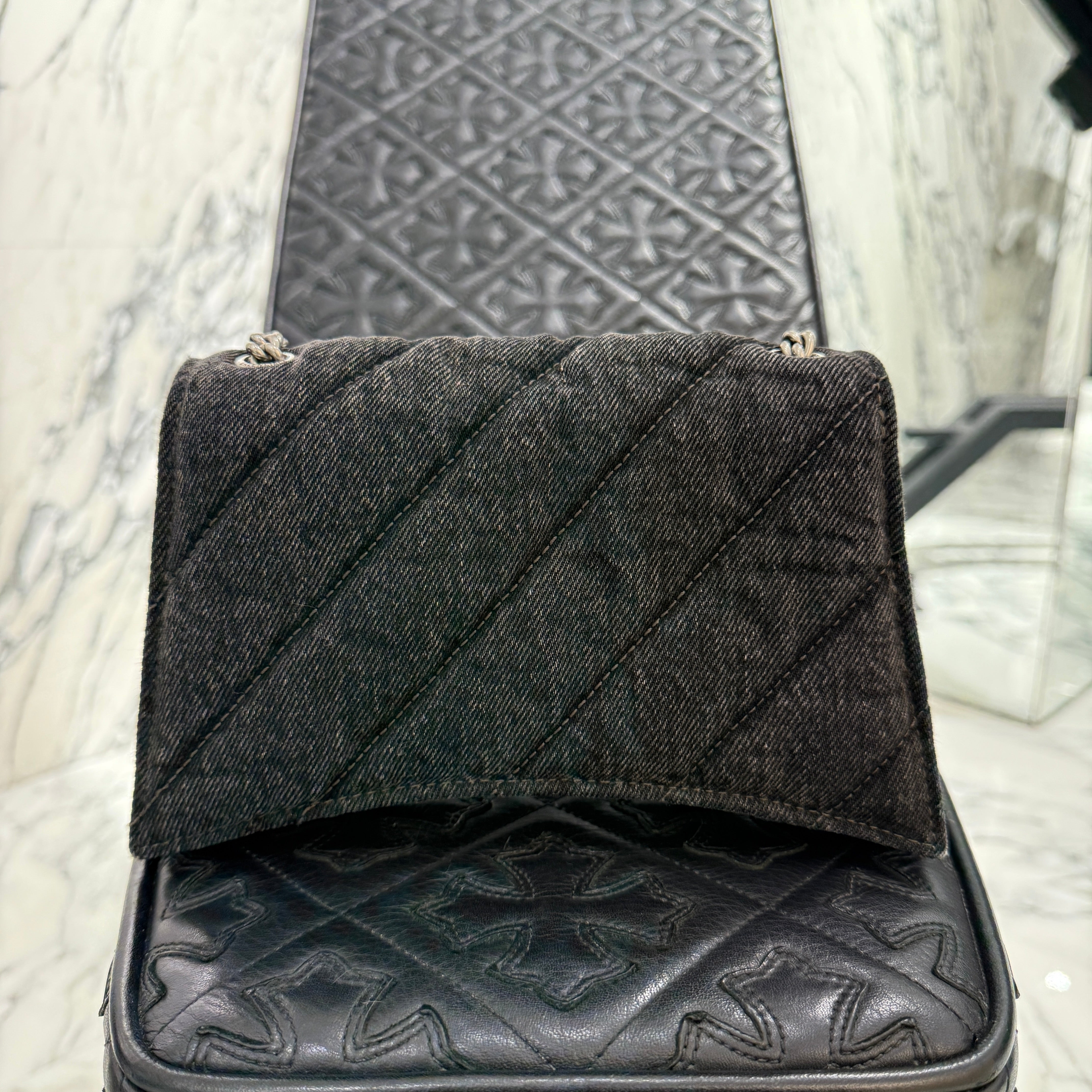 BALENCIAGA CRUSH Quilting Denim Shoulder Bag 716351 2AAK1 1000 バレンシアガ クラッシュ キルティングデニム ショルダーバッグ