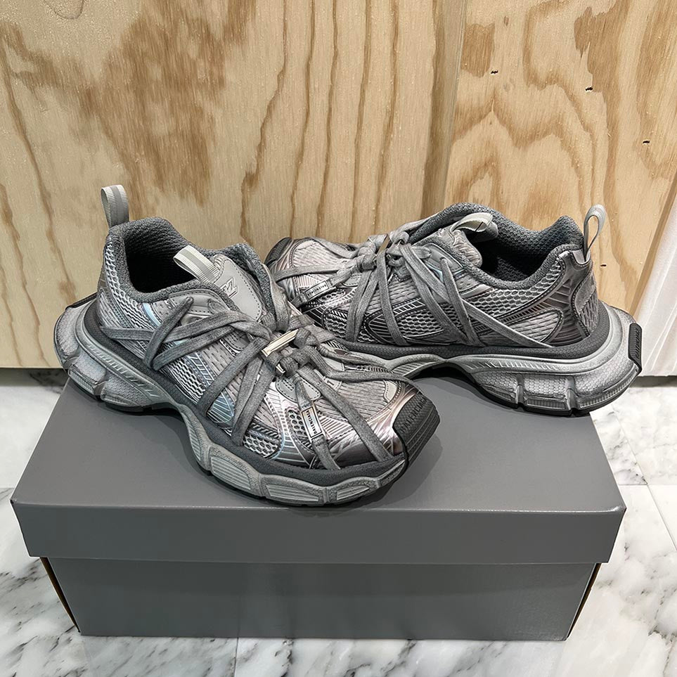 早い者勝ち バレ · ンシアガ 3XL スニーカー サイズ41 中古・古着通販】BALENCIAGA (バレンシアガ) 3xl Extreme Lace