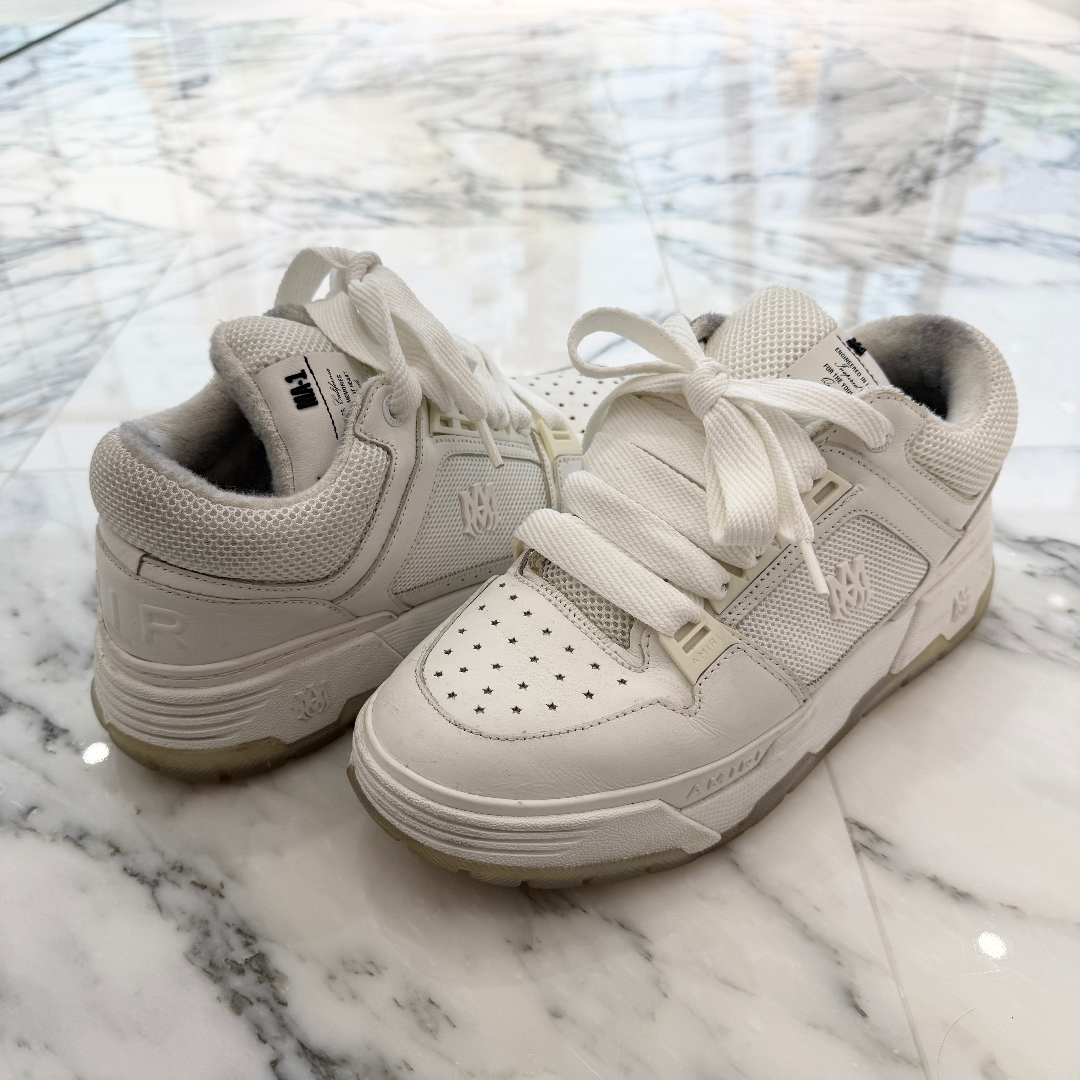 希少✨AMIRI スニーカー ホワイト 27cm【即購入OK】 AMIRI 2023SS MA-1 ALABASTER Sneakers MFS012-271 Size 43 アミリ MA