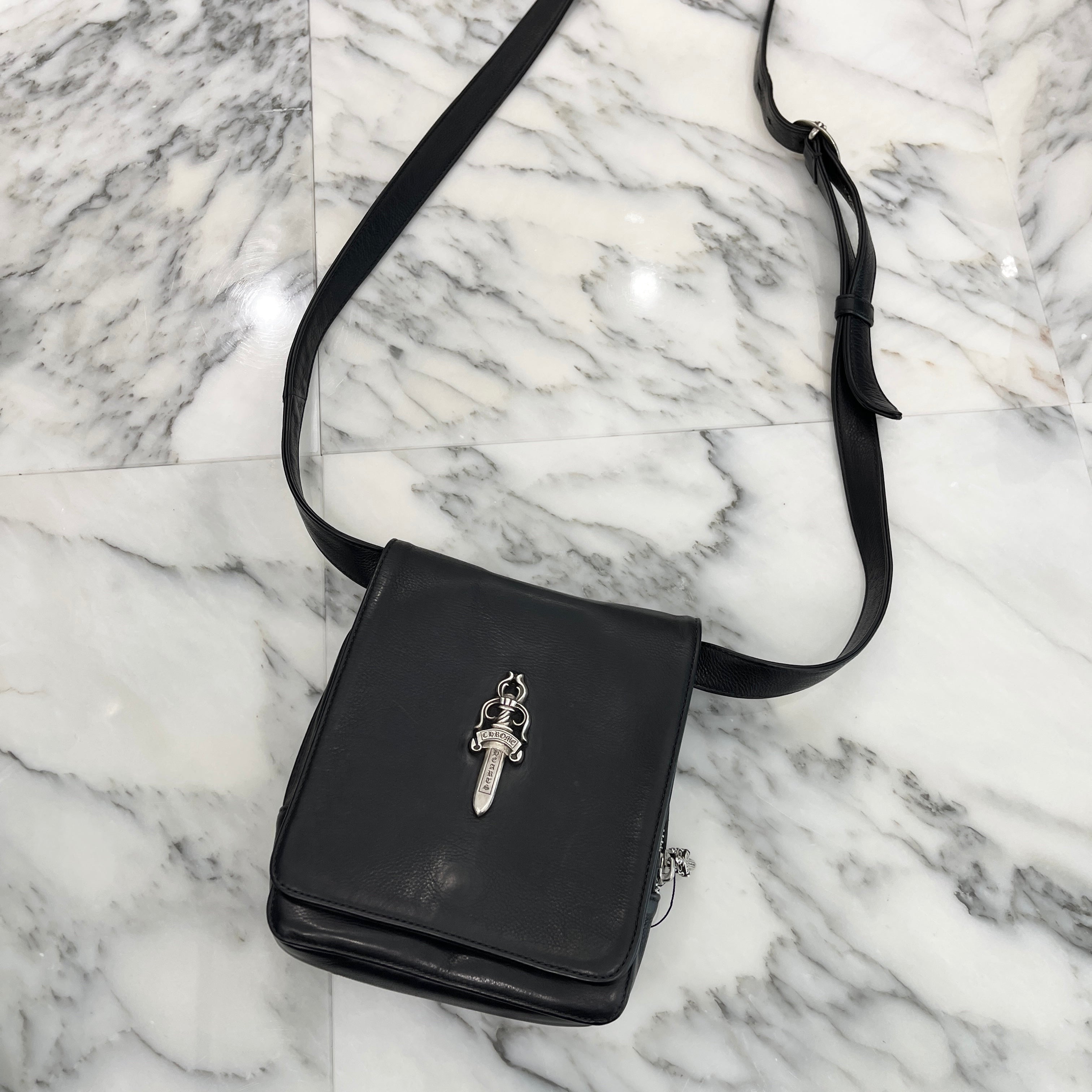 CHROME HEARTS MILO Large Dagger Leather Shoulder Bag クロムハーツ マイロ ラージダガー レザーショルダーバッグ