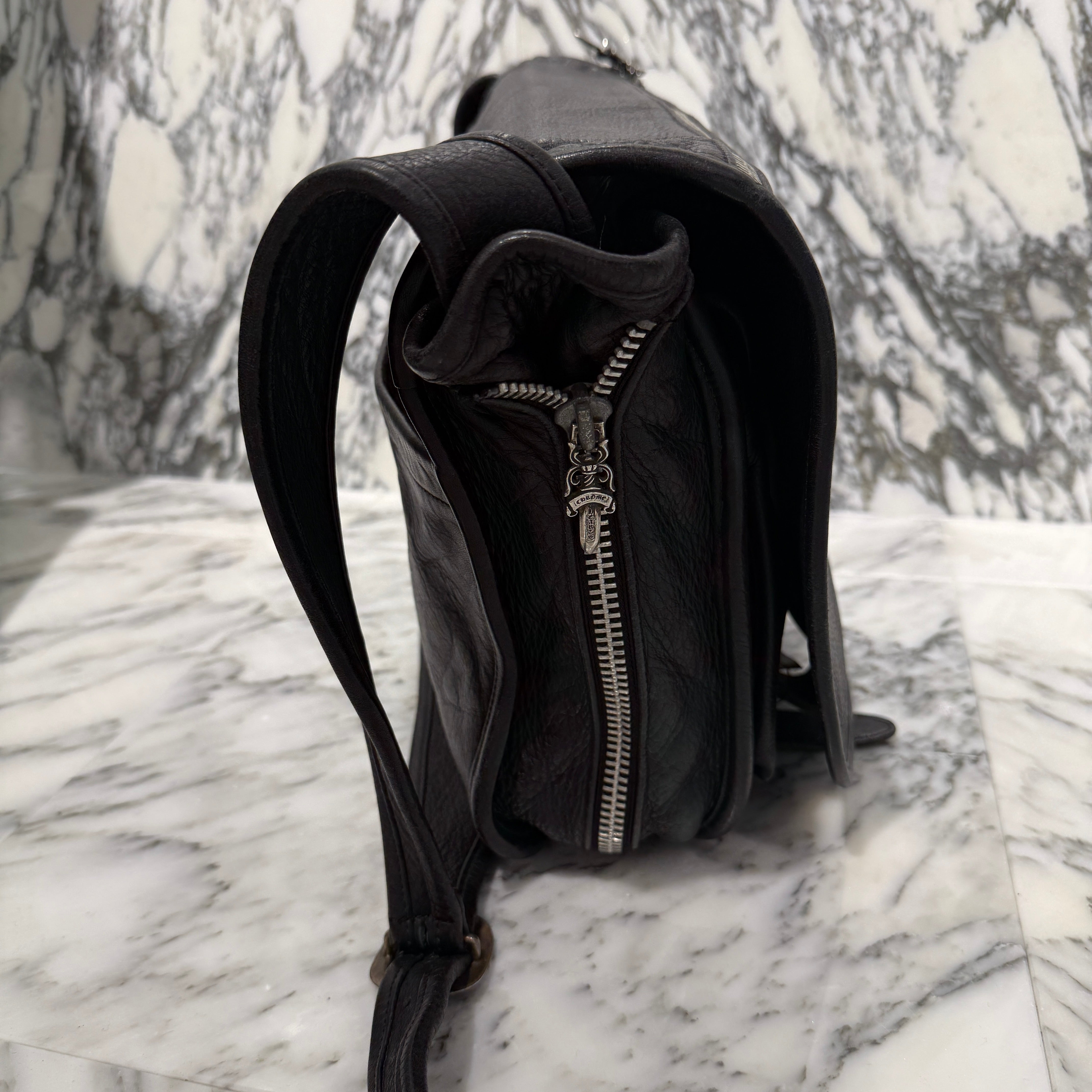 CHROME HEARTS Gunslinger Messenger Leather Shoulder Bag クロムハーツ ガンスリンガー メッセンジャー レザー ショルダーバッグ