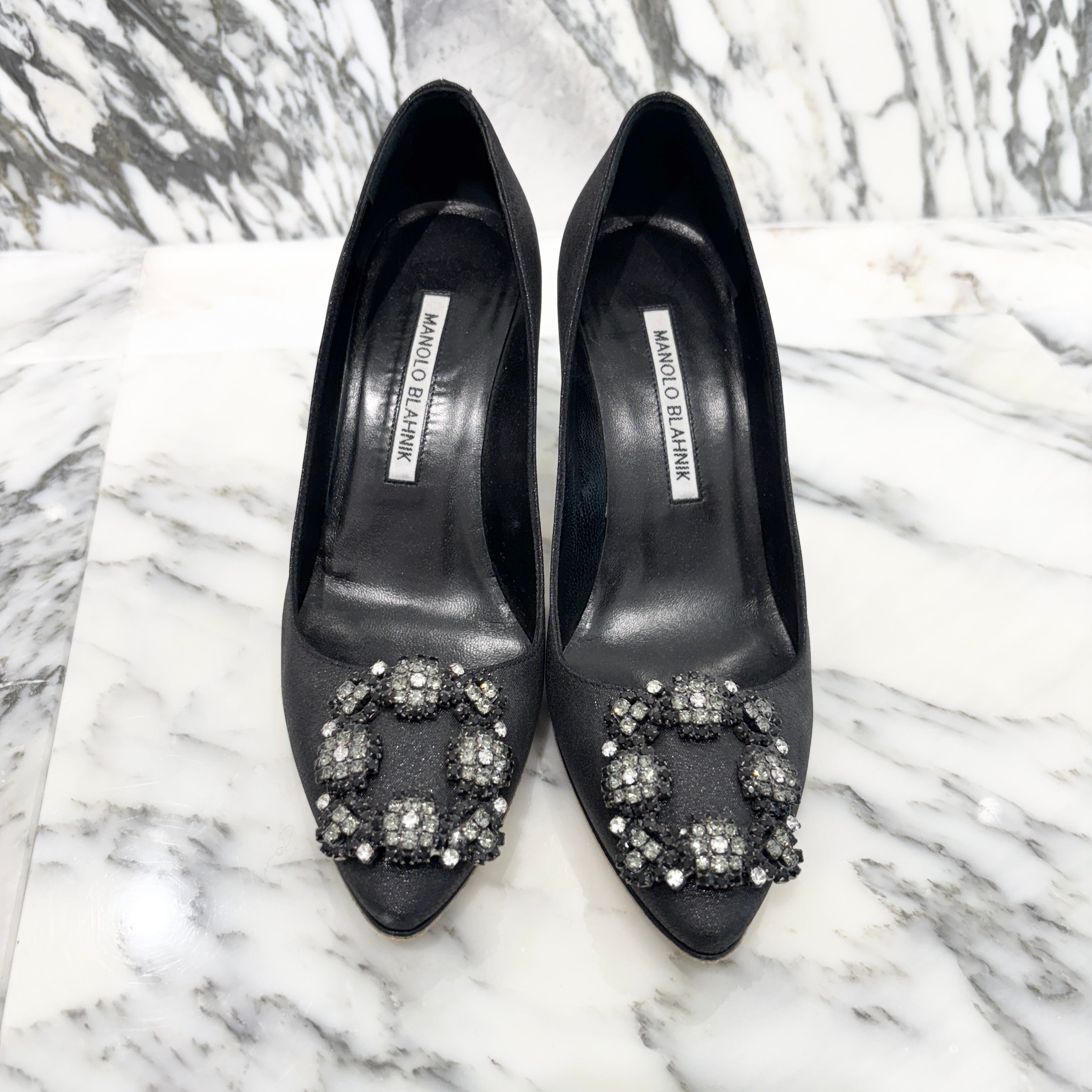 MANOLO BLAHNIK HANGISI Jewel Buckle Pumps Size 35(22cm) マノロ