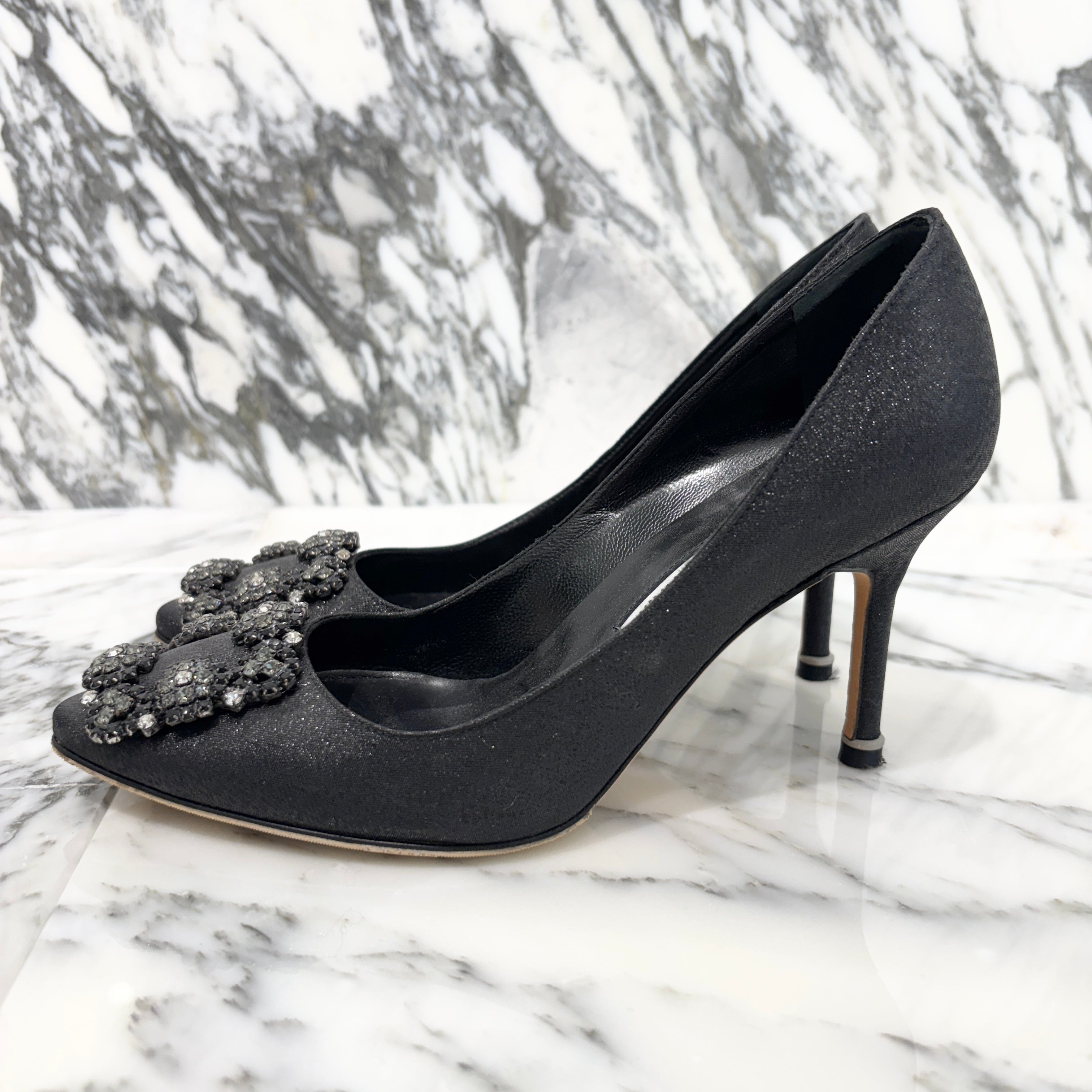MANOLO BLAHNIK HANGISI Jewel Buckle Pumps Size 35(22cm) マノロ
